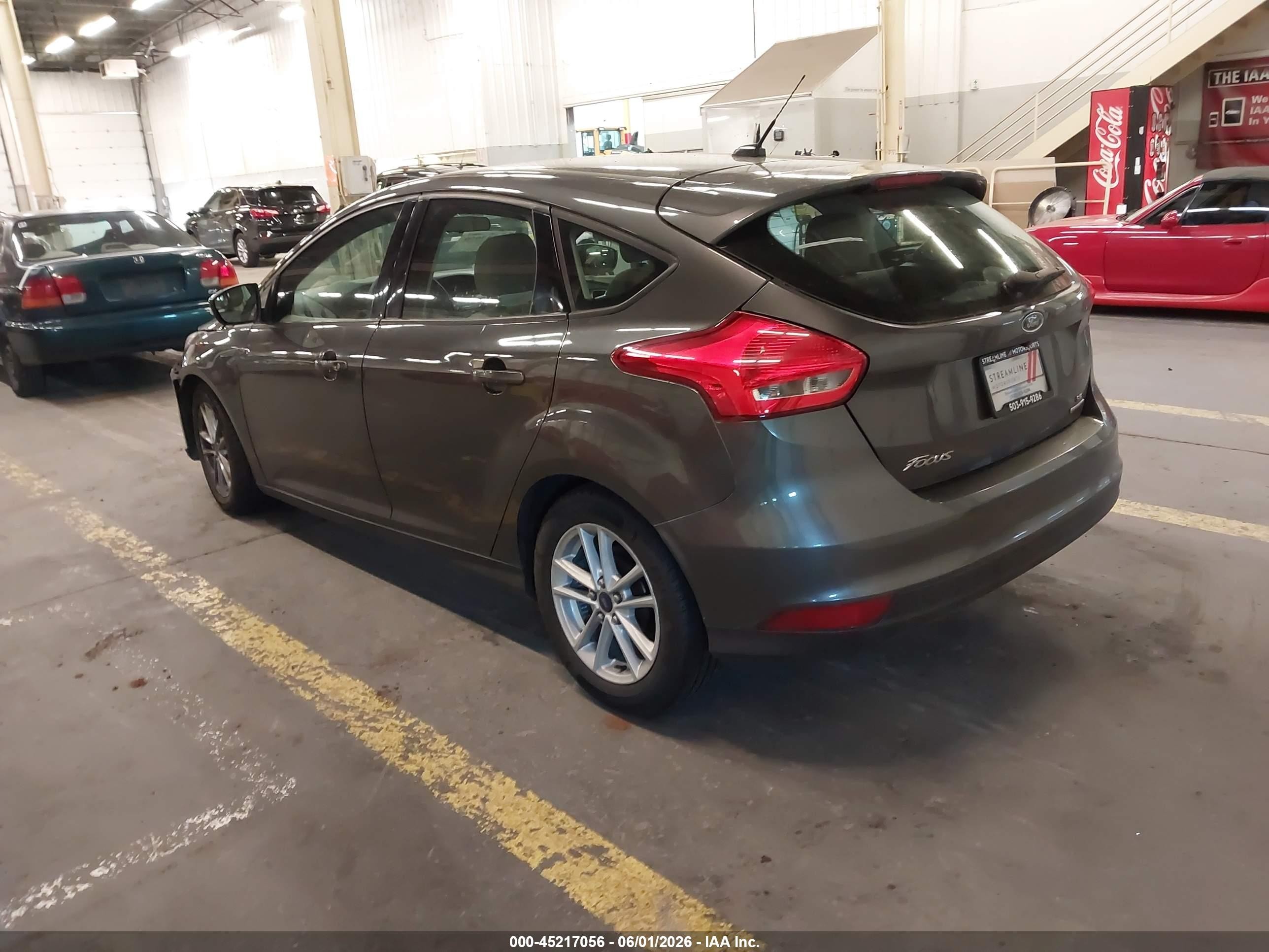 2015 Ford Focus Se Gray vin: 1FADP3K27FL269316