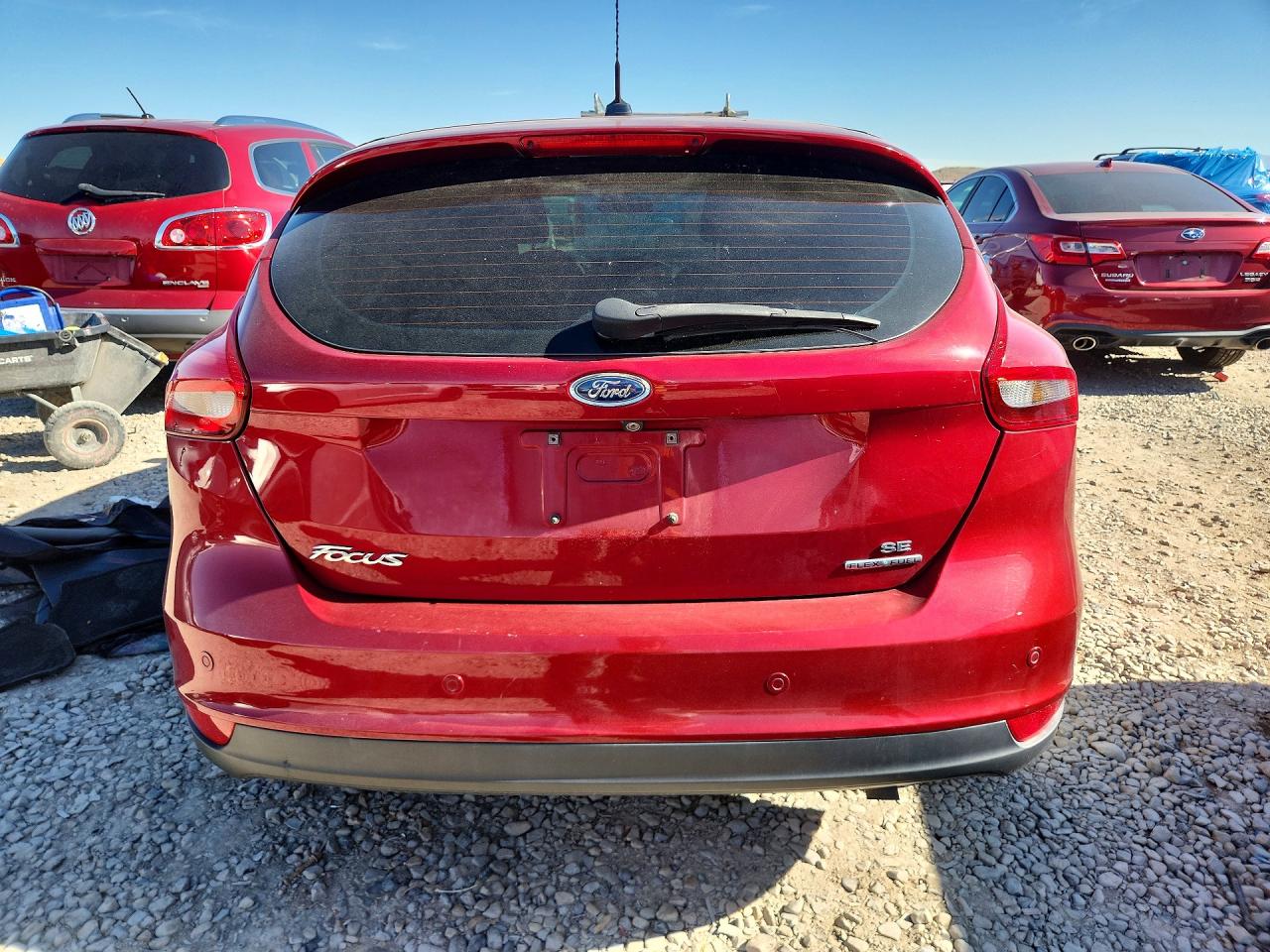 2015 Ford Focus Se Красный vin: 1FADP3K27FL293910