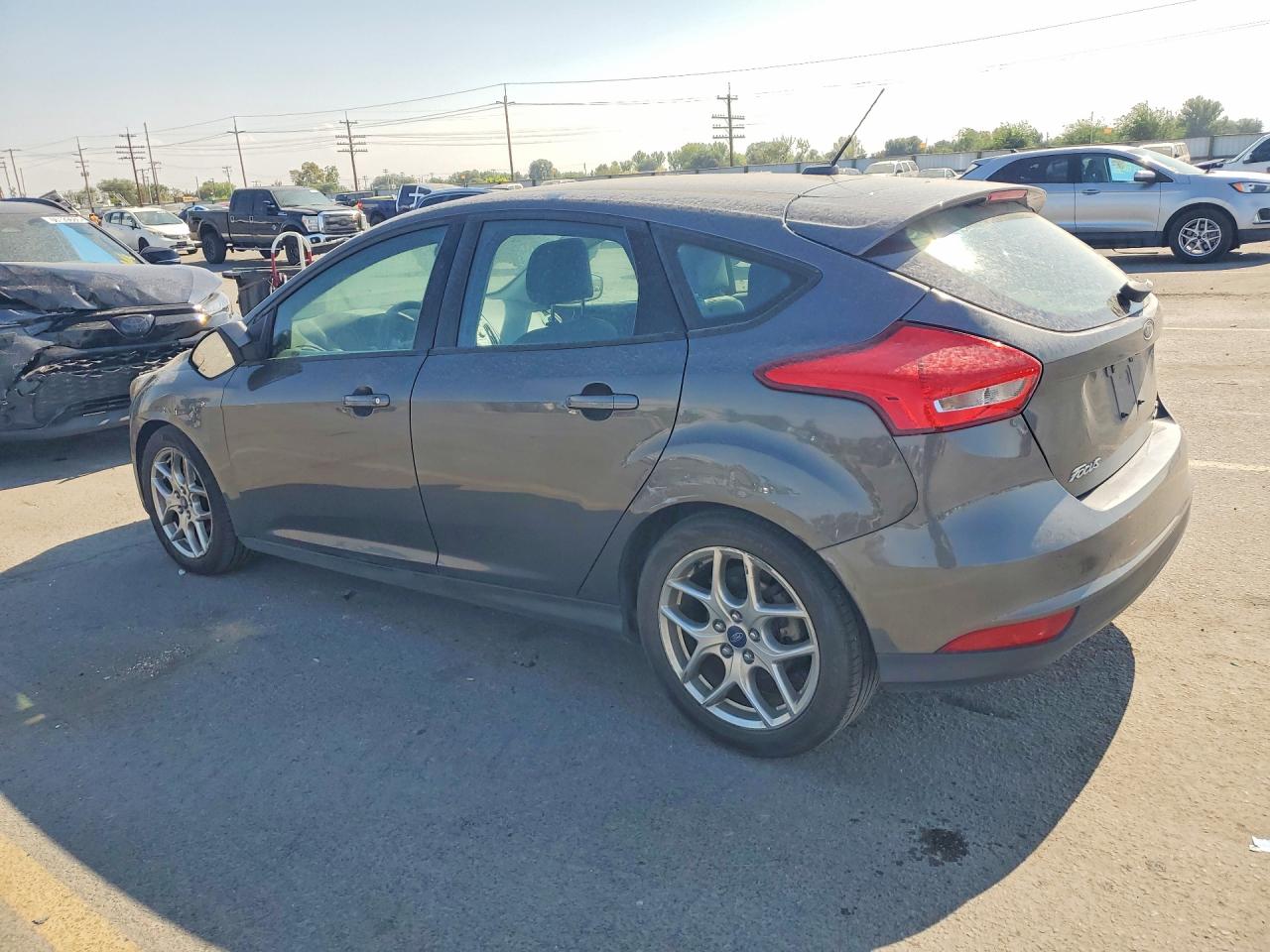2015 Ford Focus Se Charcoal vin: 1FADP3K27FL300161