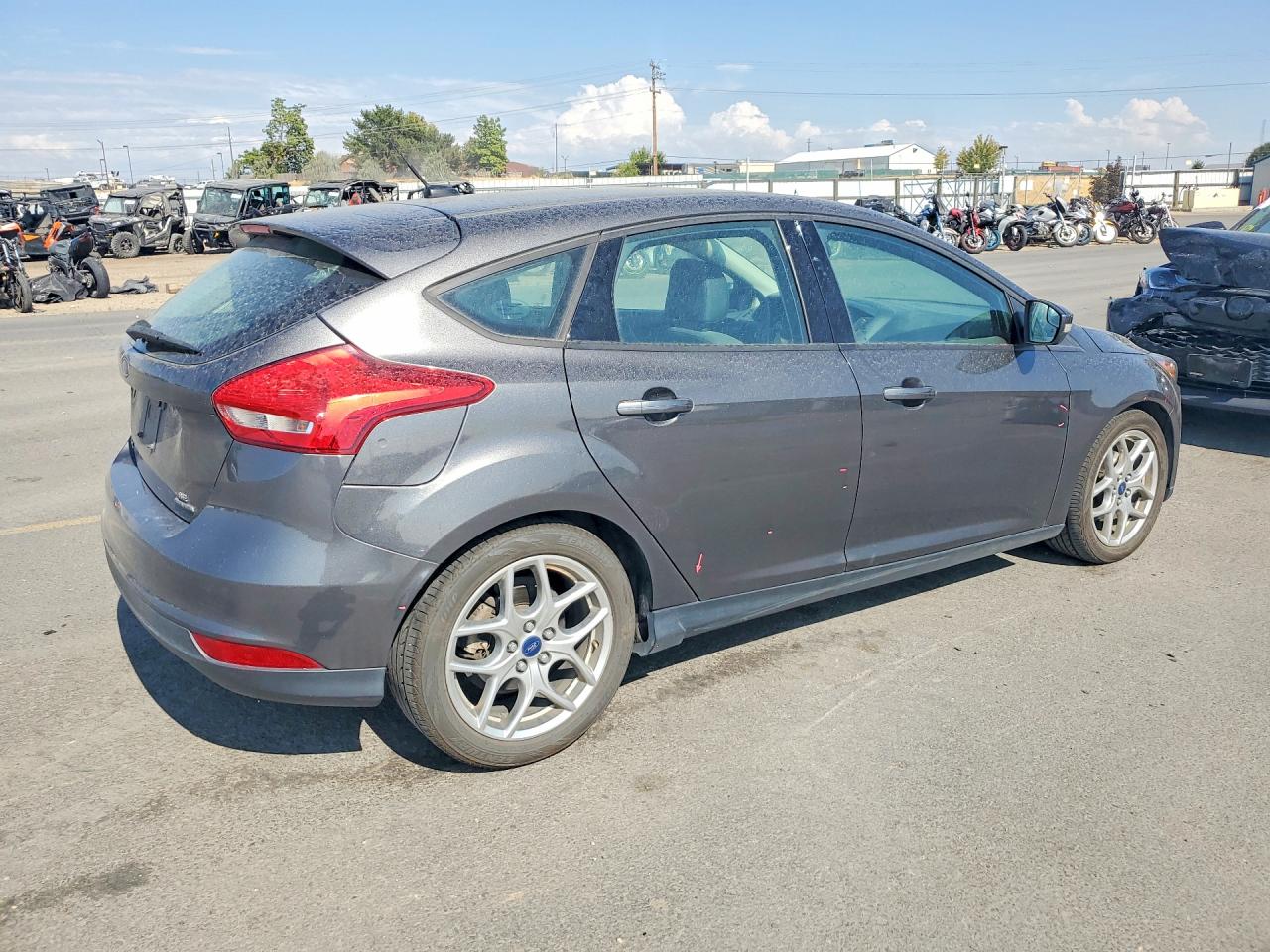 2015 Ford Focus Se Charcoal vin: 1FADP3K27FL300161