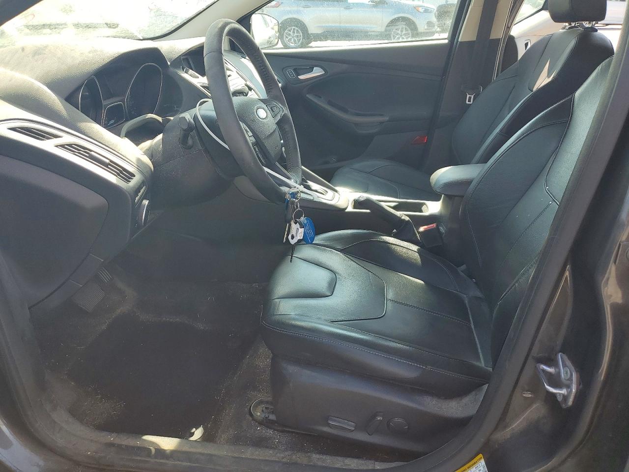 2015 Ford Focus Se Charcoal vin: 1FADP3K27FL300161