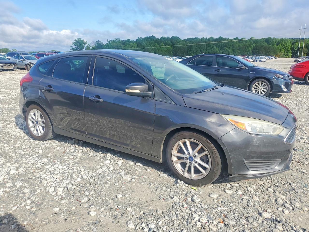 2015 Ford Focus Se Gray vin: 1FADP3K27FL328736