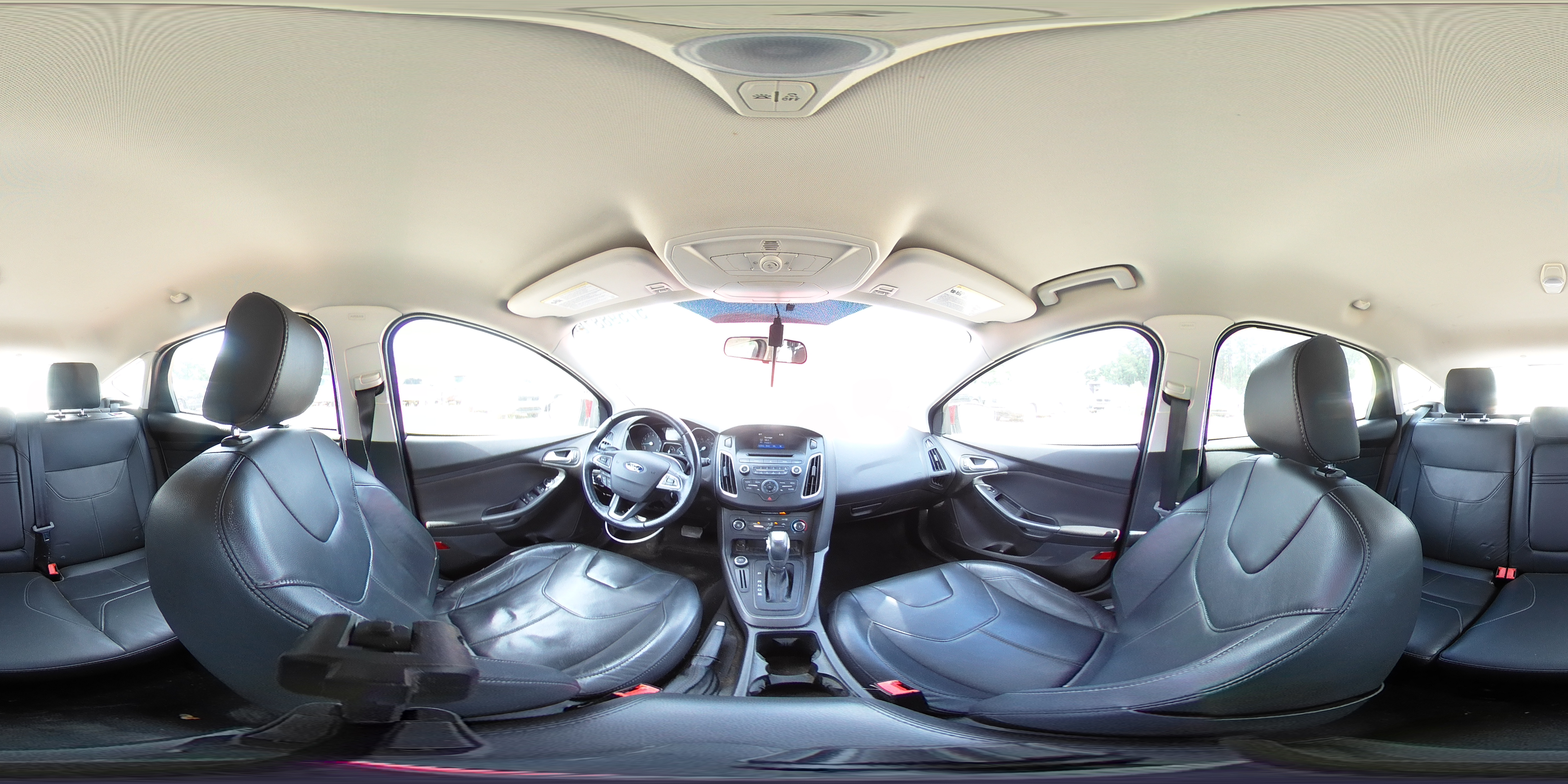 2015 Ford Focus Se Red vin: 1FADP3K27FL352969