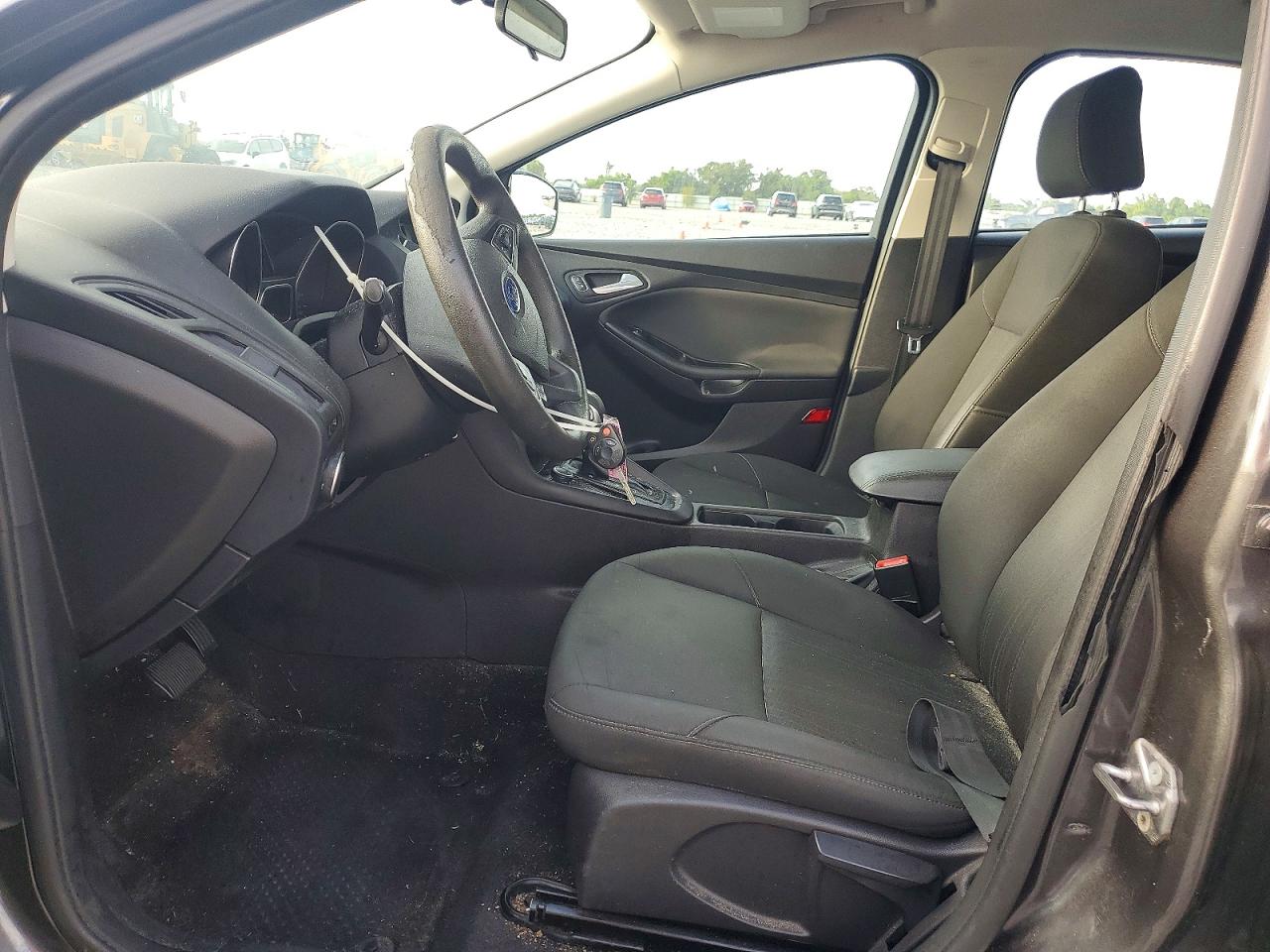 2015 Ford Focus Se Gray vin: 1FADP3K27FL365978