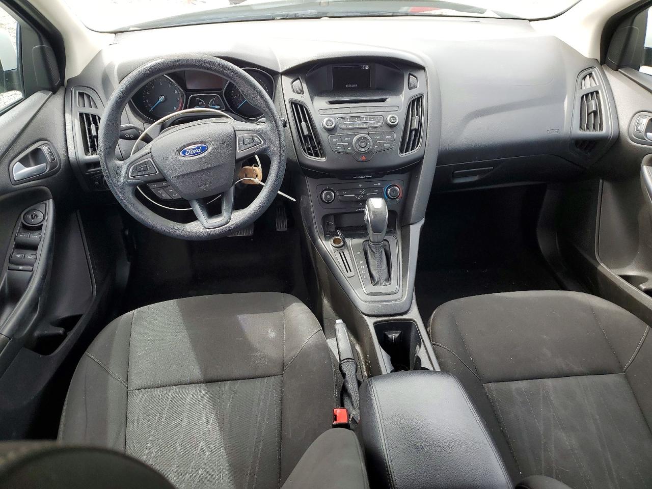 2016 Ford Focus Se Белый vin: 1FADP3K27GL284691