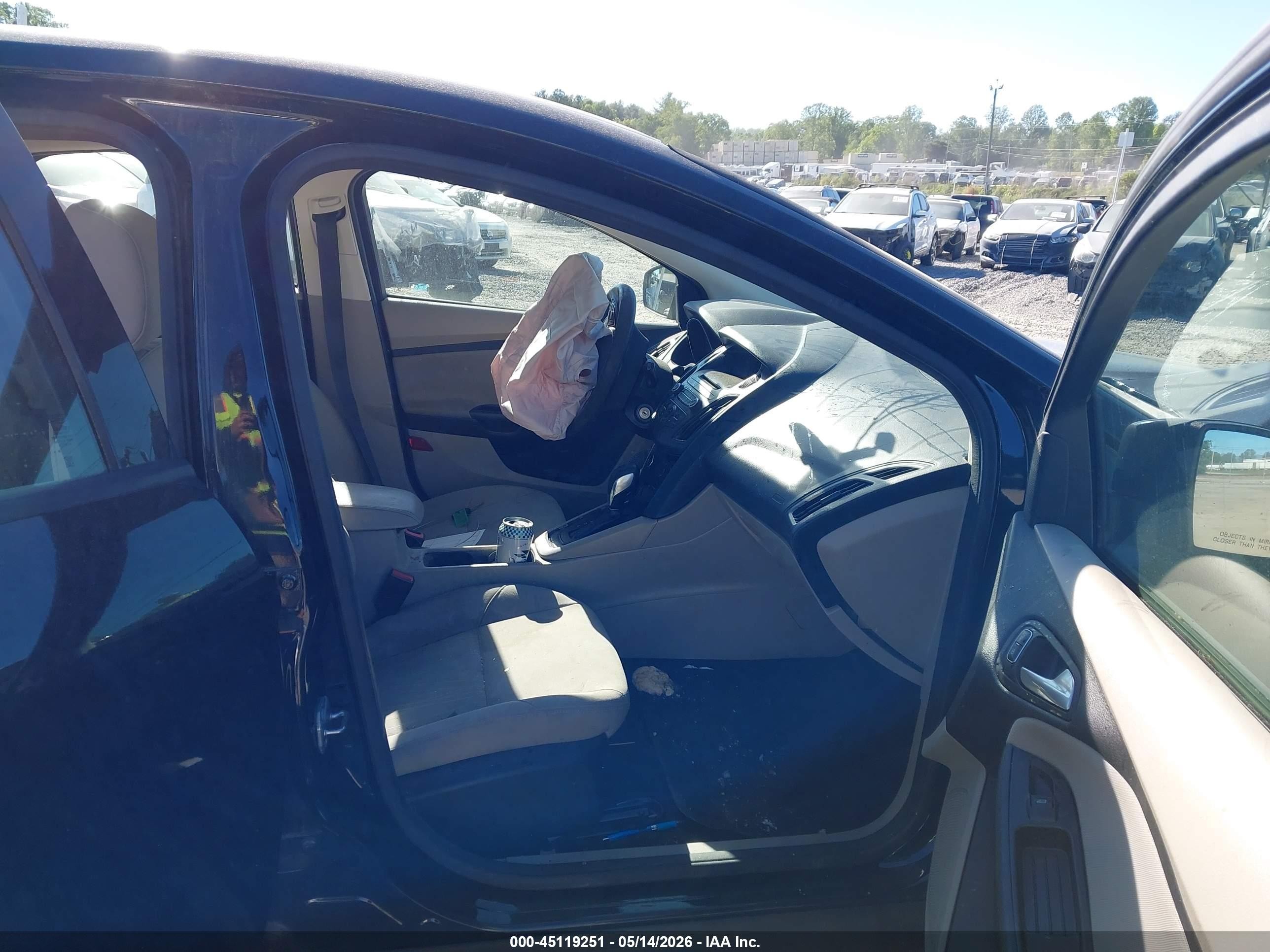 2017 Ford Focus Se Black vin: 1FADP3K27HL338282