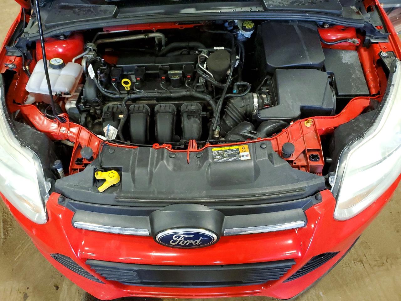 2013 Ford Focus Se Red vin: 1FADP3K28DL117719