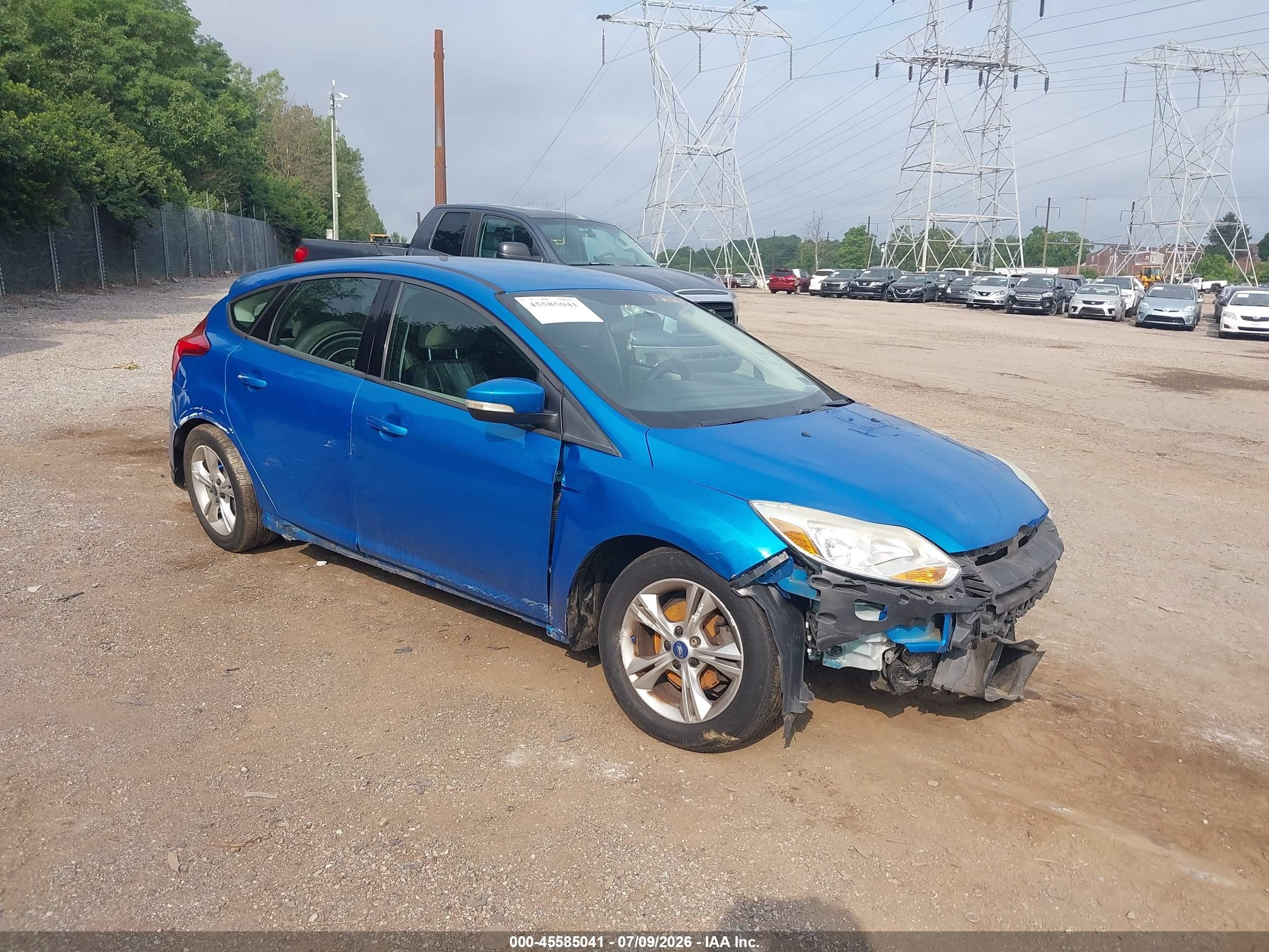2013 Ford Focus Se Blue vin: 1FADP3K28DL122337