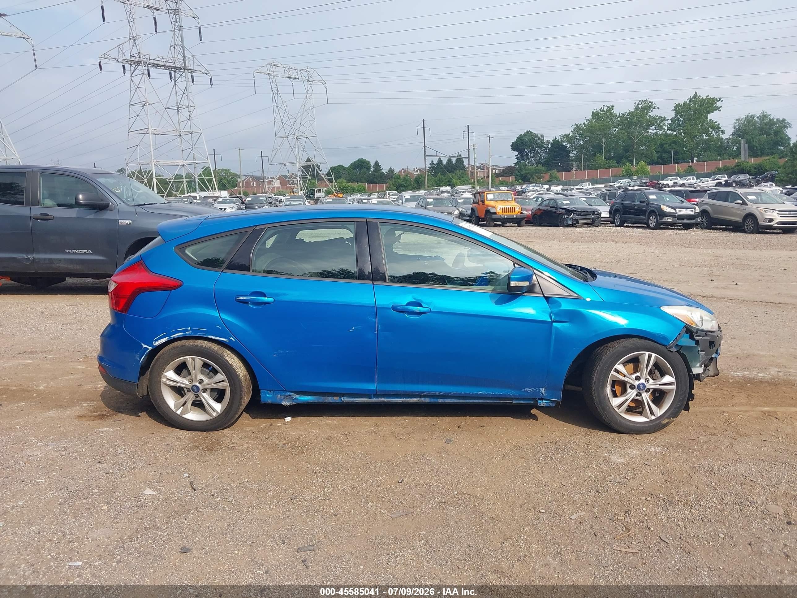 2013 Ford Focus Se Blue vin: 1FADP3K28DL122337