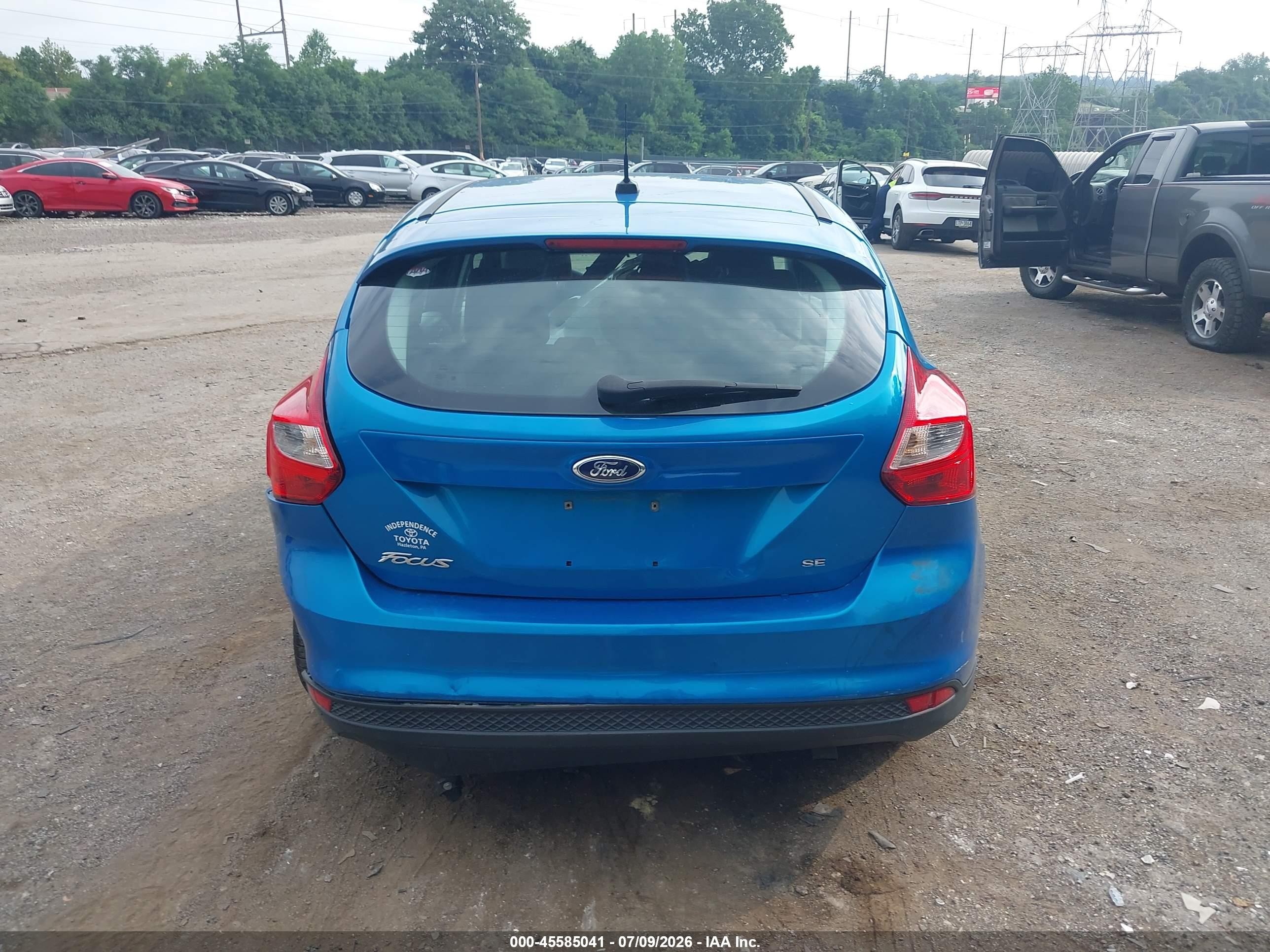 2013 Ford Focus Se Blue vin: 1FADP3K28DL122337
