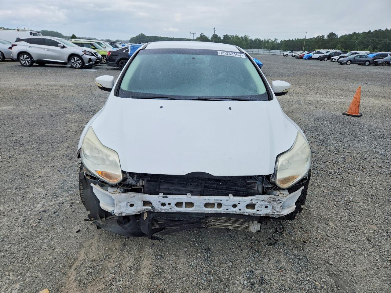 2013 Ford Focus Se White vin: 1FADP3K28DL131409