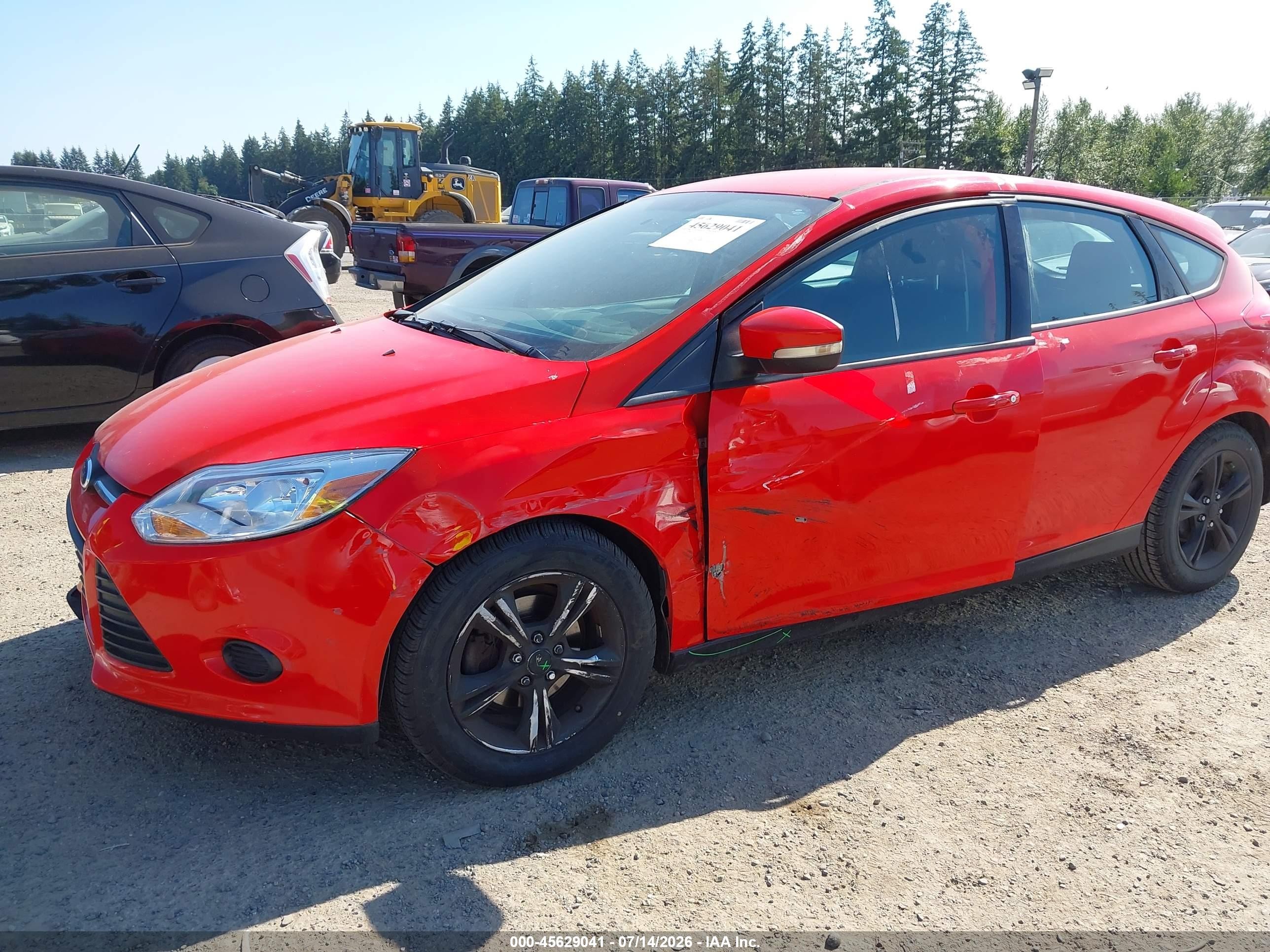 2013 Ford Focus Se Red vin: 1FADP3K28DL145536