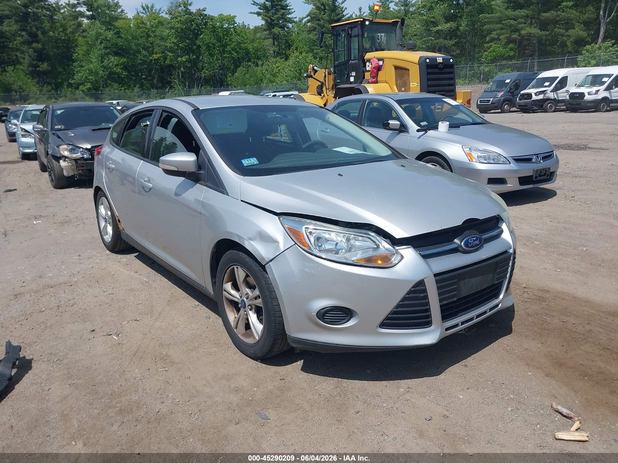 2013 Ford Focus Se Silver vin: 1FADP3K28DL159372