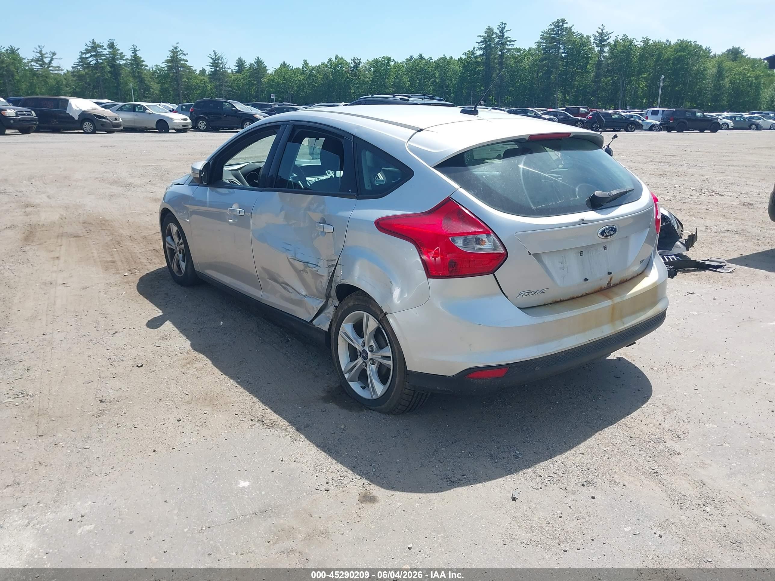 2013 Ford Focus Se Silver vin: 1FADP3K28DL159372