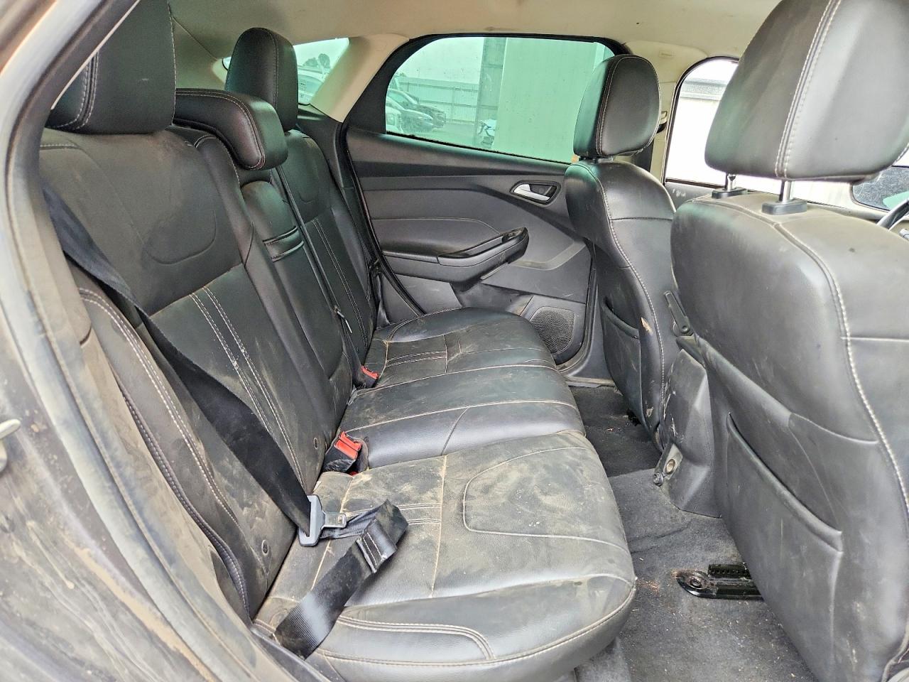 2013 Ford Focus Se Серый vin: 1FADP3K28DL164250