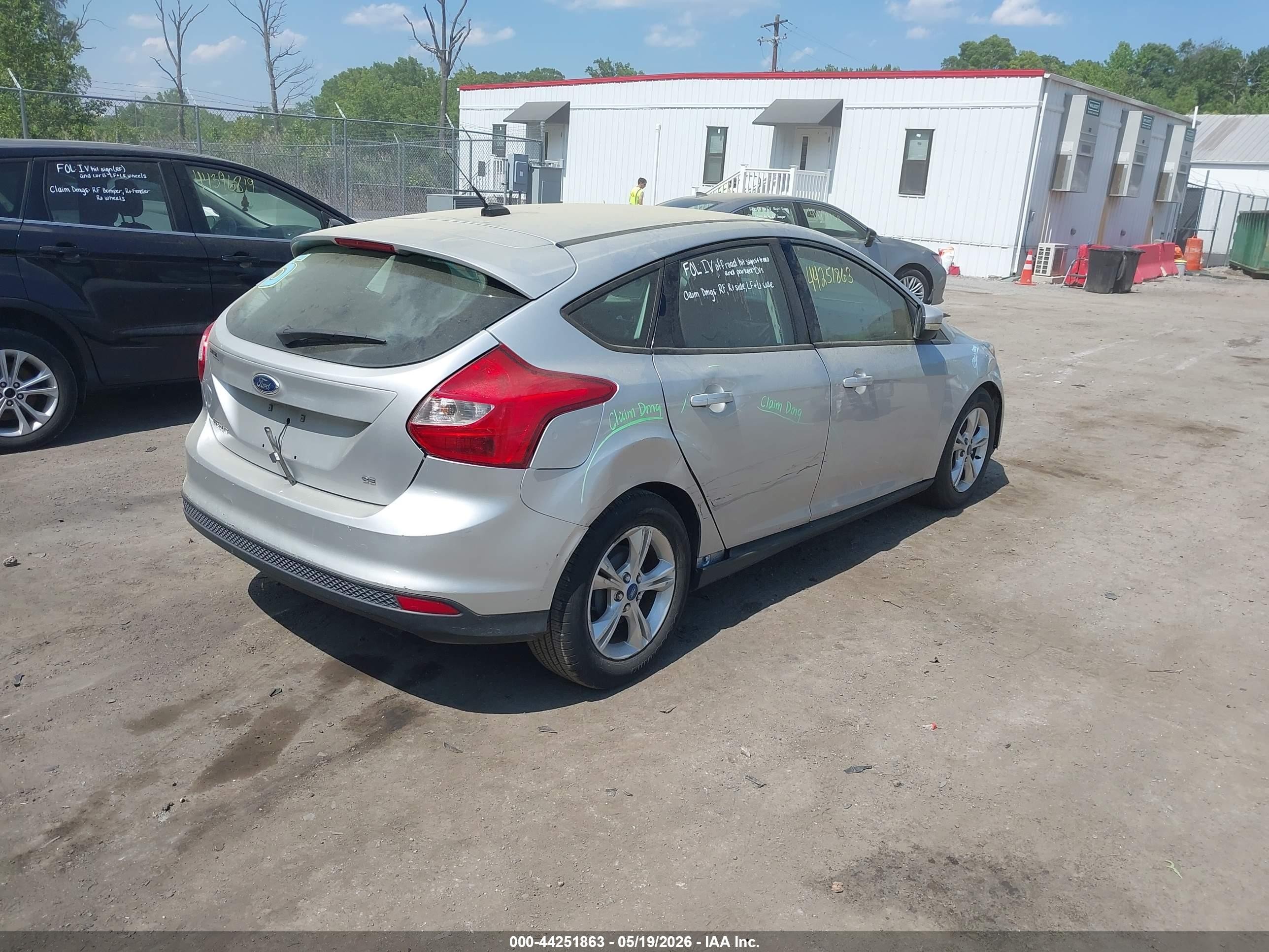 2013 Ford Focus Se Silver vin: 1FADP3K28DL187558