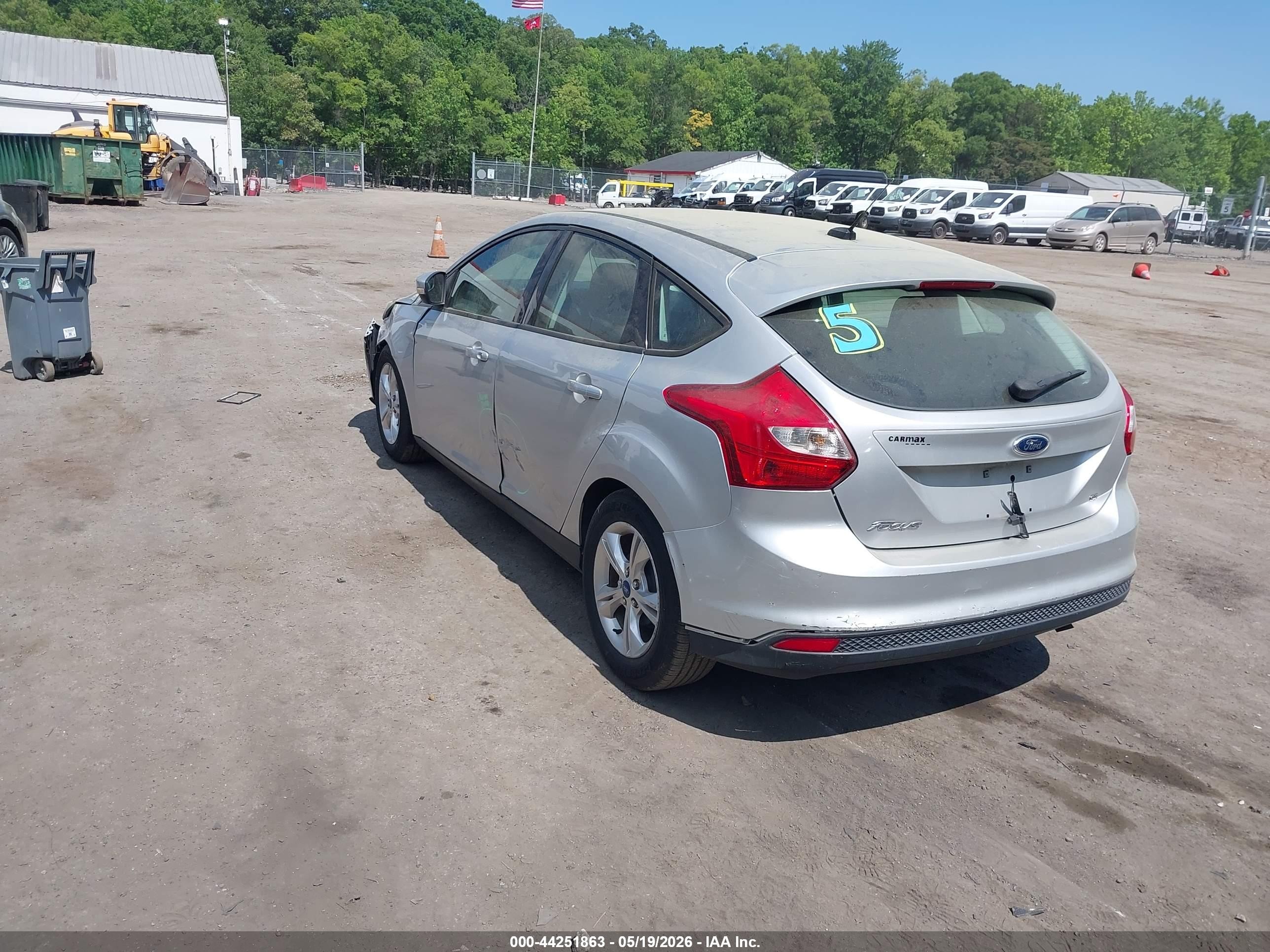 2013 Ford Focus Se Silver vin: 1FADP3K28DL187558