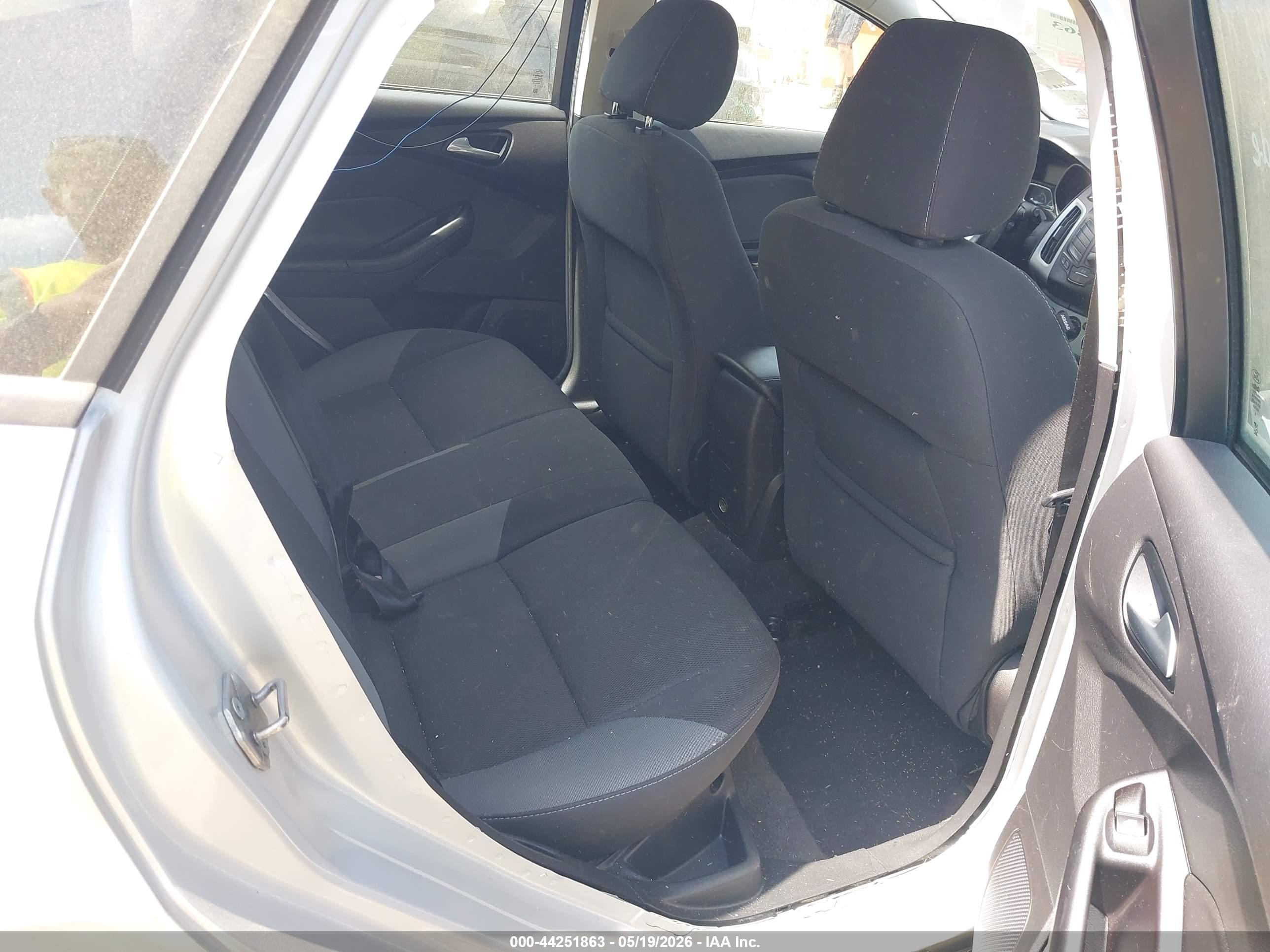 2013 Ford Focus Se Silver vin: 1FADP3K28DL187558