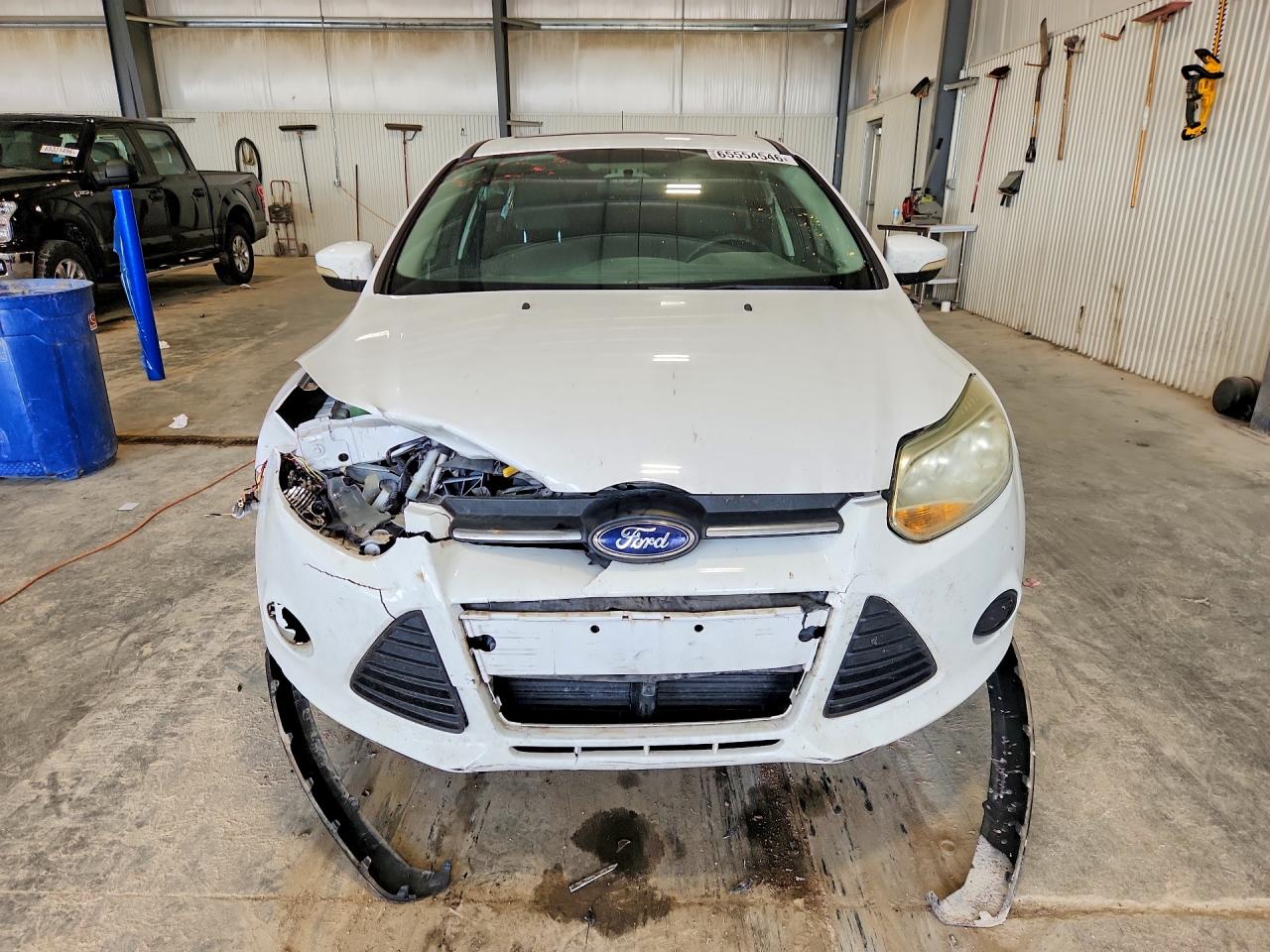 2013 Ford Focus Se White vin: 1FADP3K28DL222096