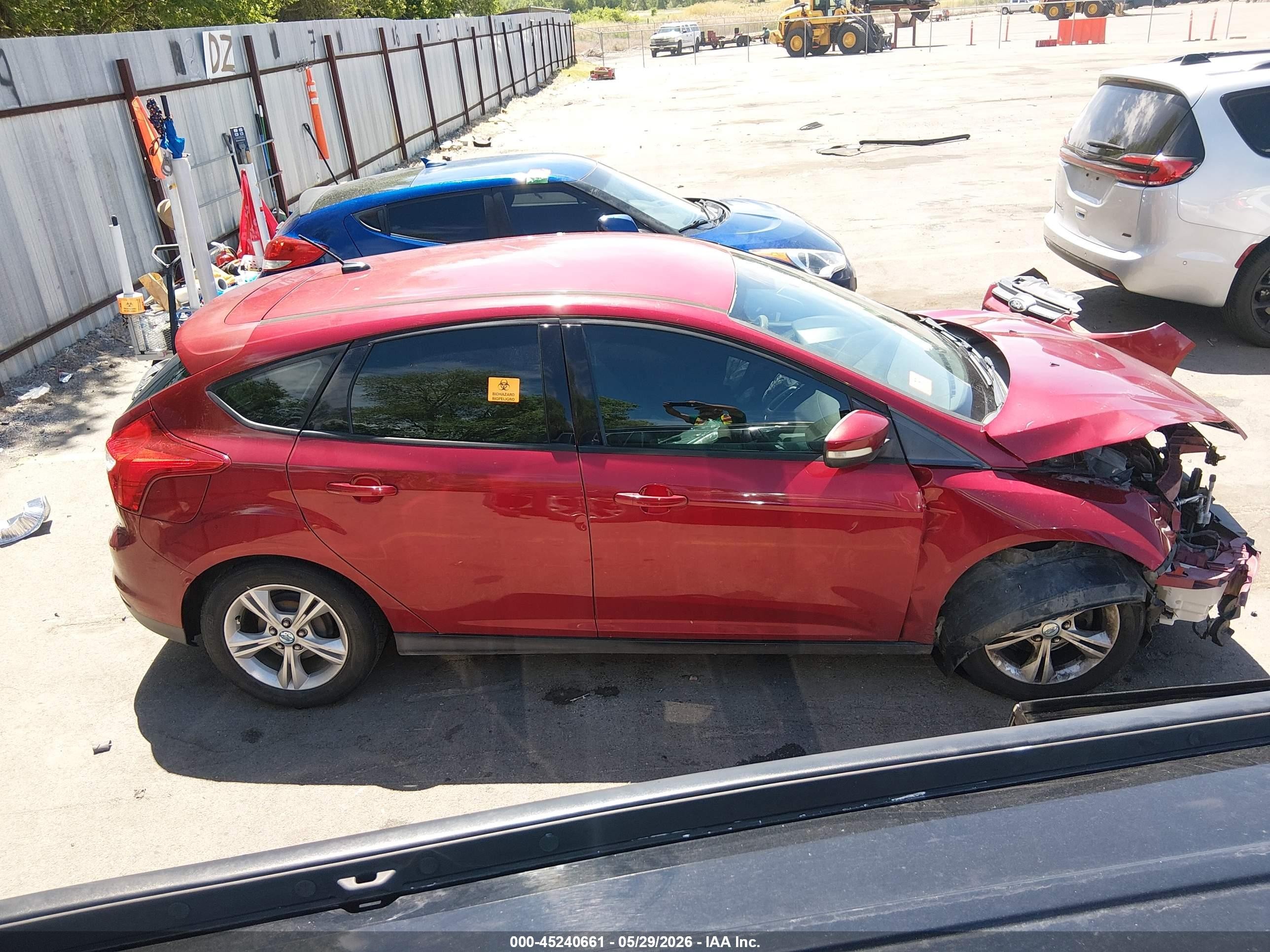 2013 Ford Focus Se Красный vin: 1FADP3K28DL222244