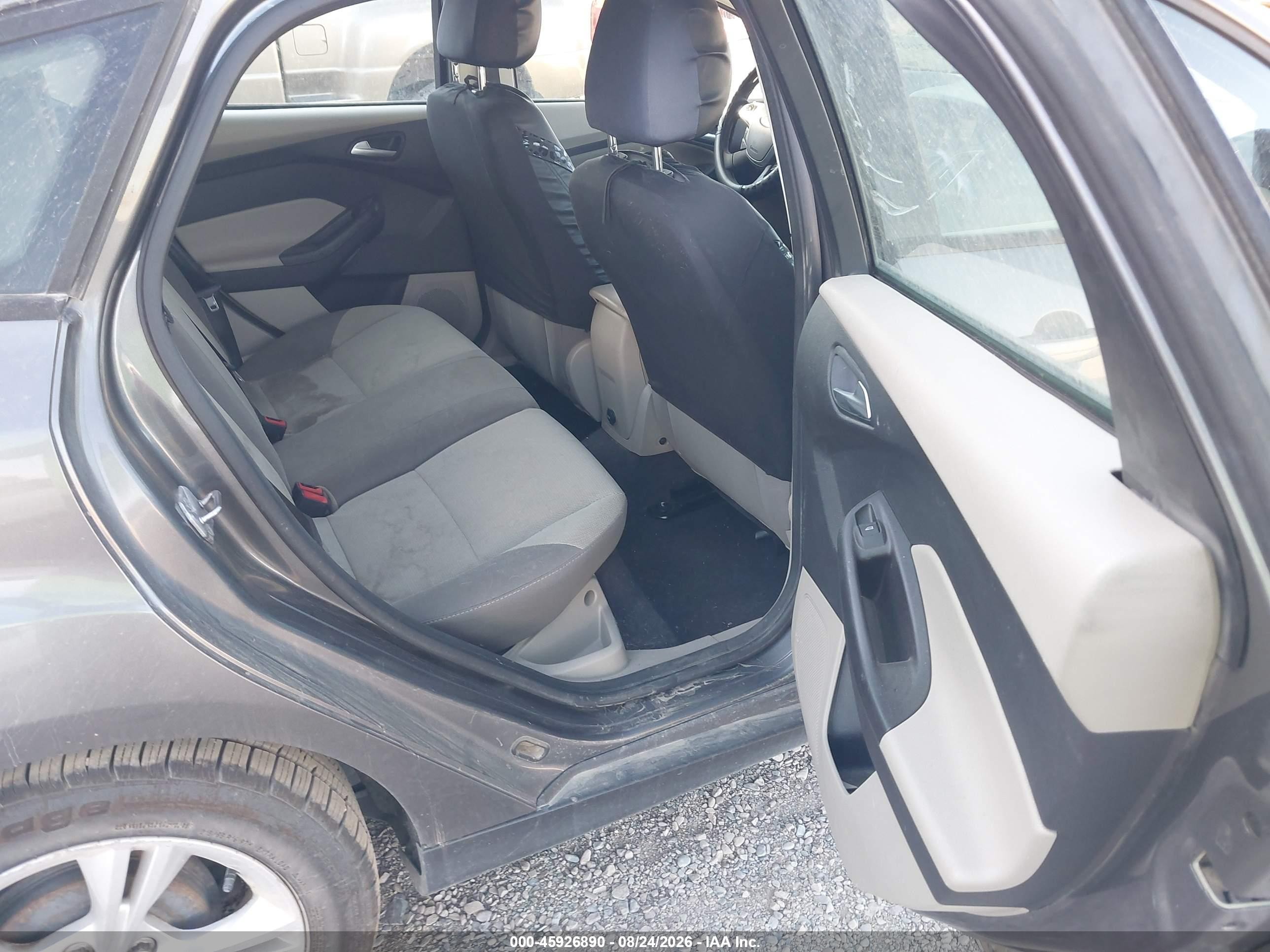 2013 Ford Focus Se Gray vin: 1FADP3K28DL223006