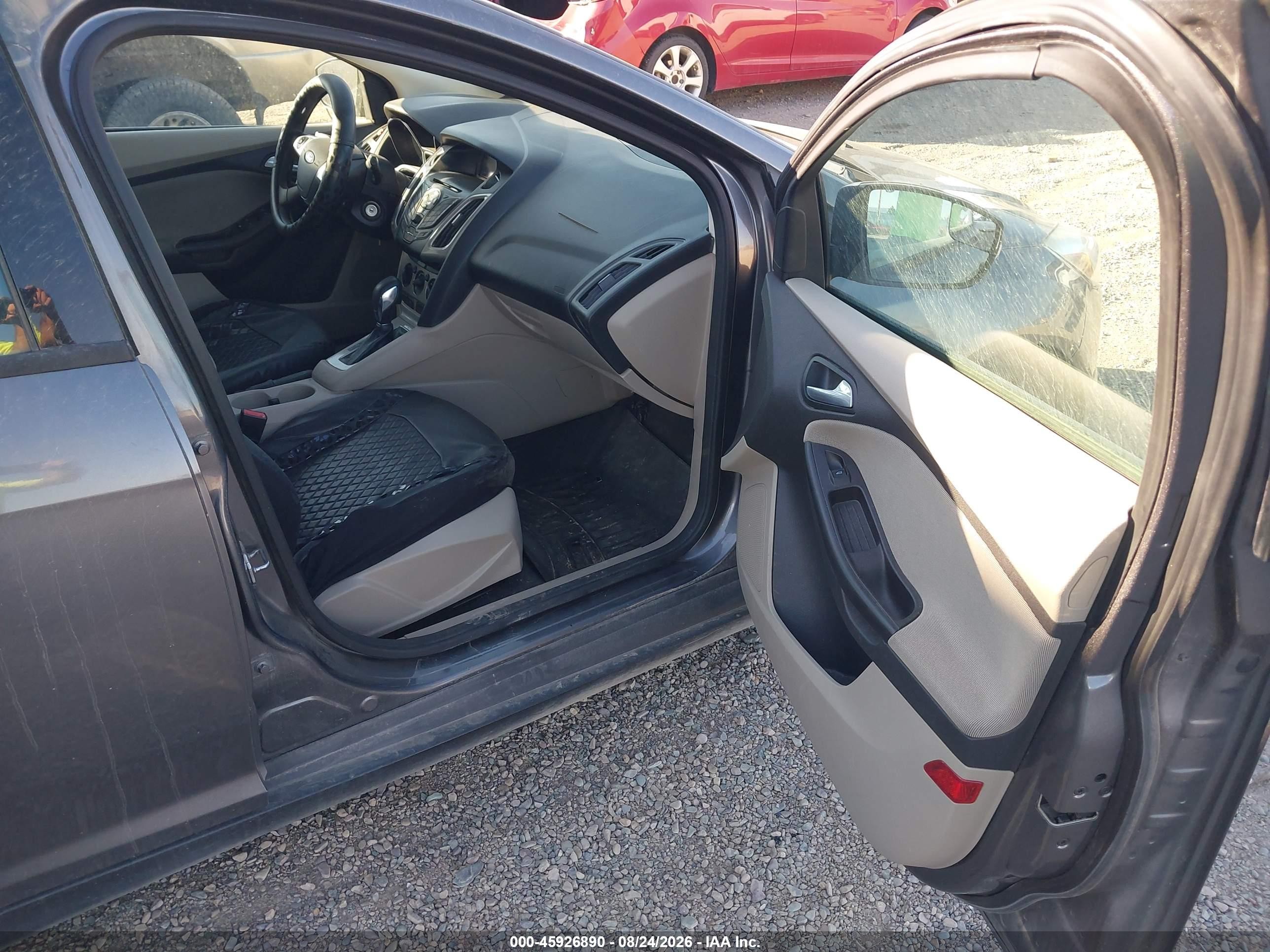 2013 Ford Focus Se Gray vin: 1FADP3K28DL223006
