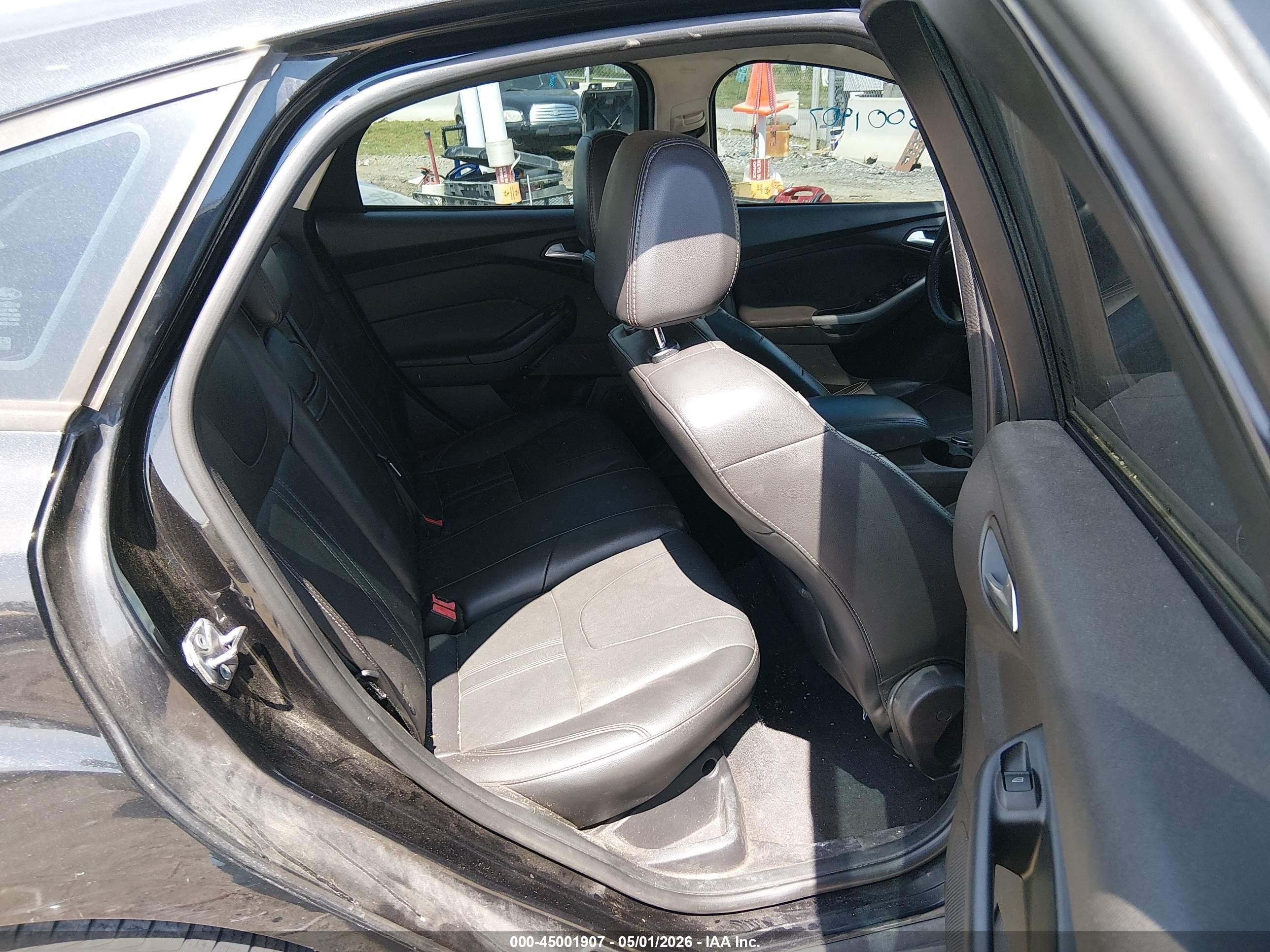 2013 Ford Focus Se Бежевый vin: 1FADP3K28DL272352