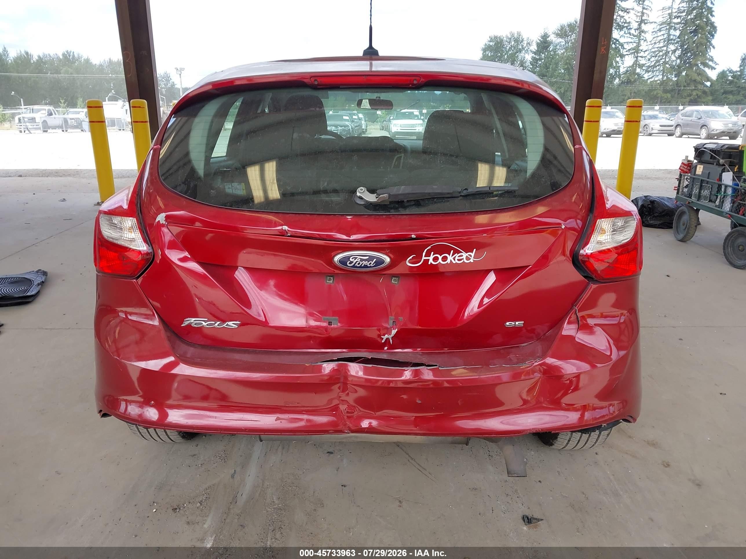 2013 Ford Focus Se Red vin: 1FADP3K28DL301719