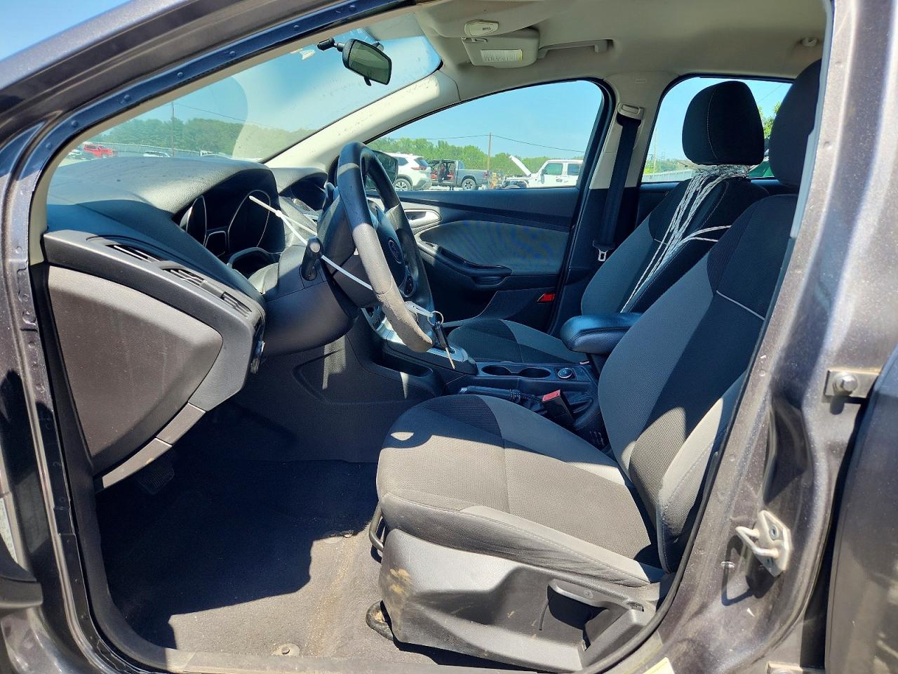 2013 Ford Focus Se Gray vin: 1FADP3K28DL305043