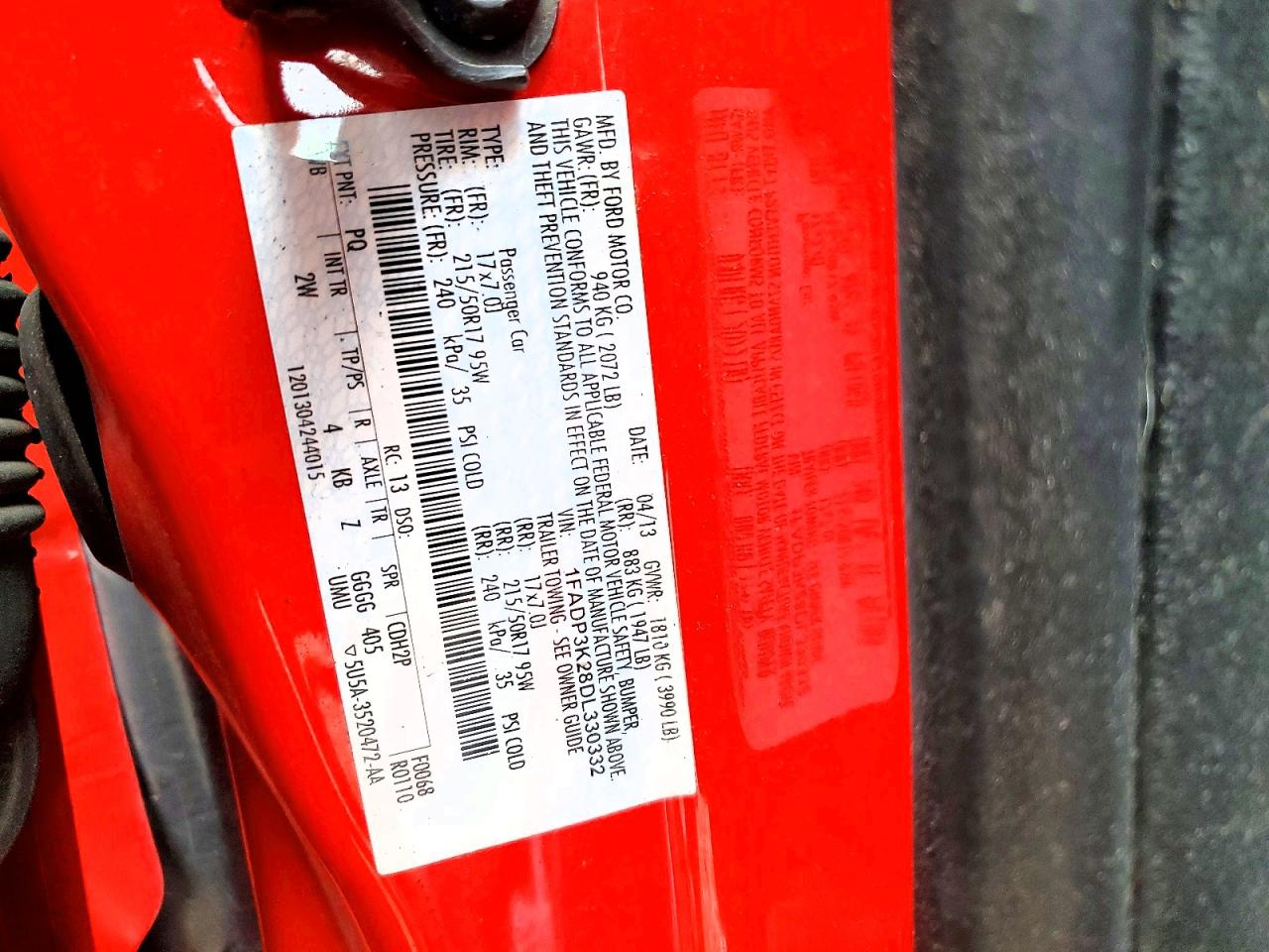 2013 Ford Focus S Red vin: 1FADP3K28DL330332