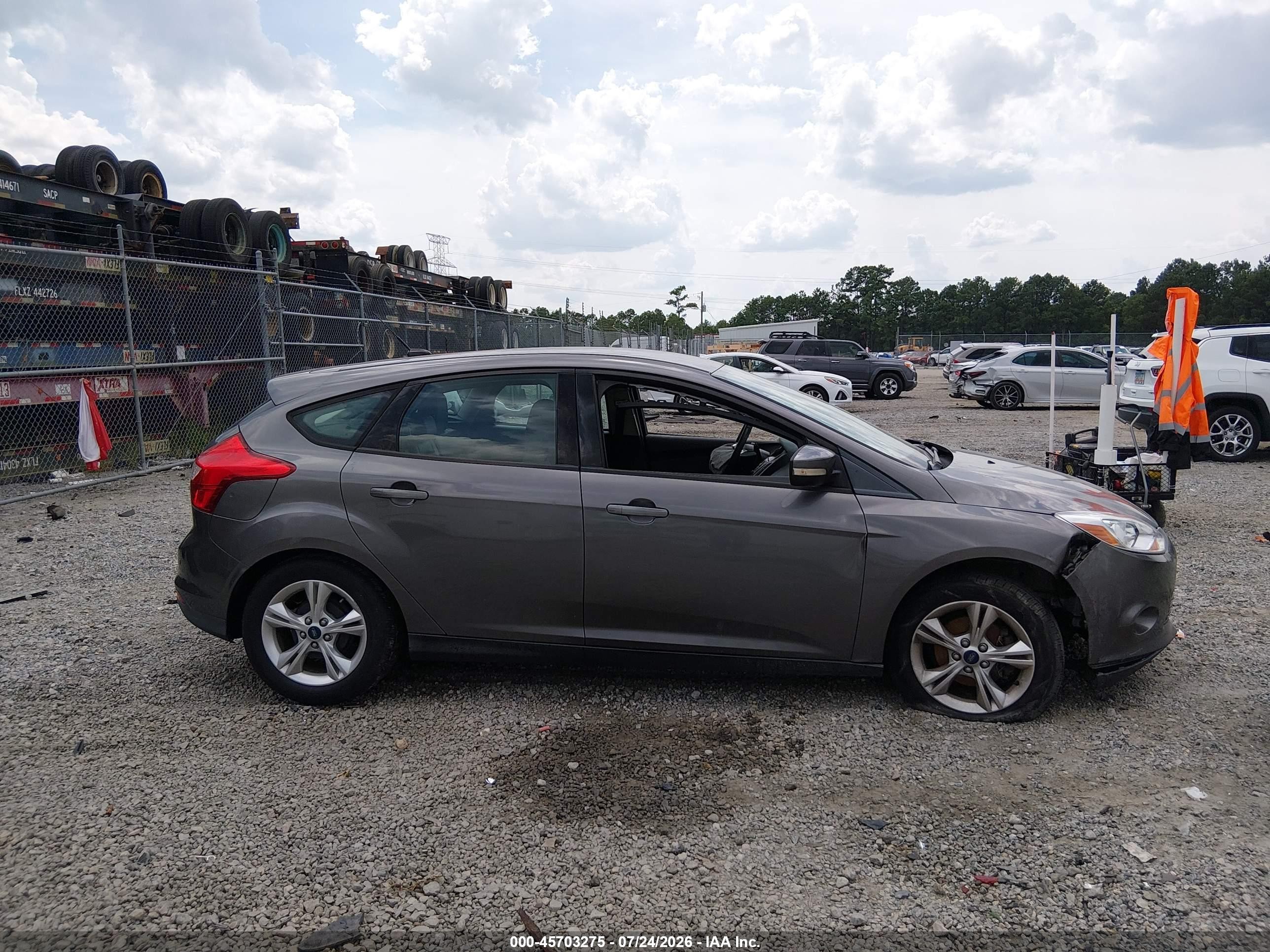 2013 Ford Focus Se Gray vin: 1FADP3K28DL338463