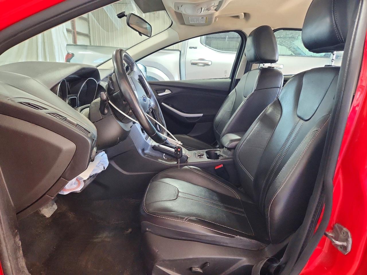 2013 Ford Focus Se Red vin: 1FADP3K28DL348510