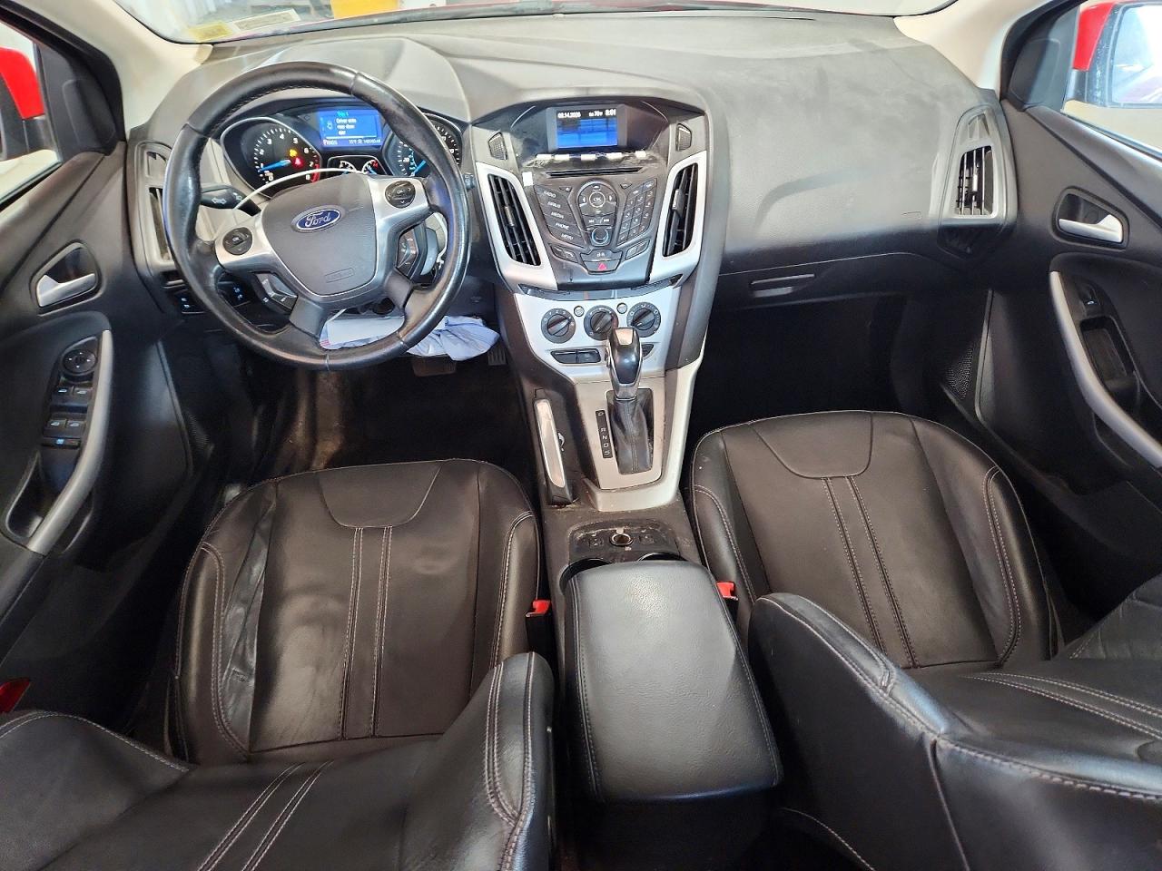 2013 Ford Focus Se Red vin: 1FADP3K28DL348510