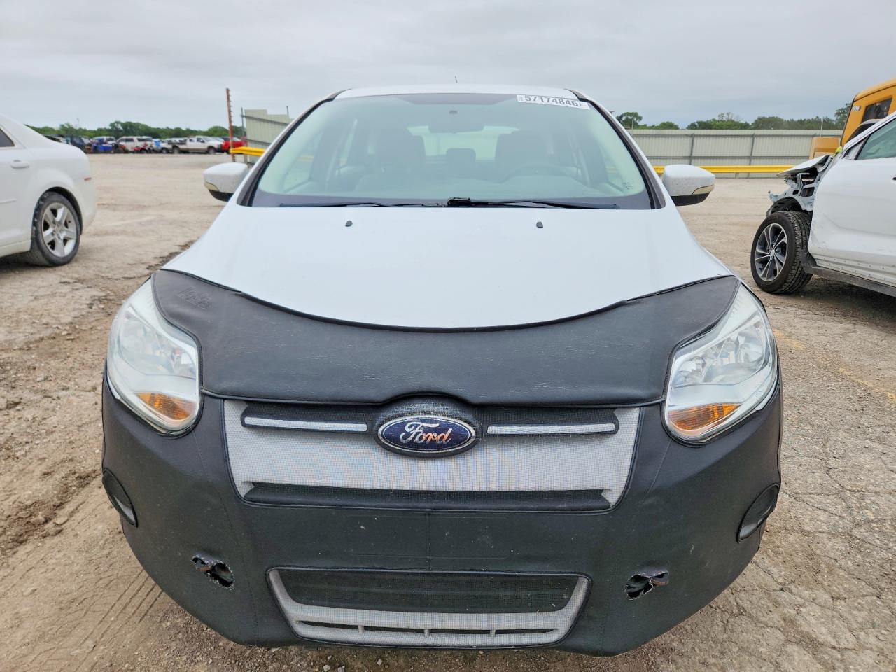 2013 Ford Focus Se White vin: 1FADP3K28DL373293