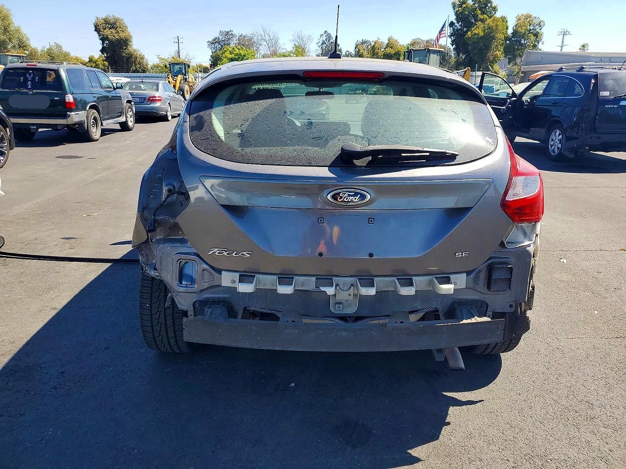 2013 Ford Focus Se Серый vin: 1FADP3K28DL374590