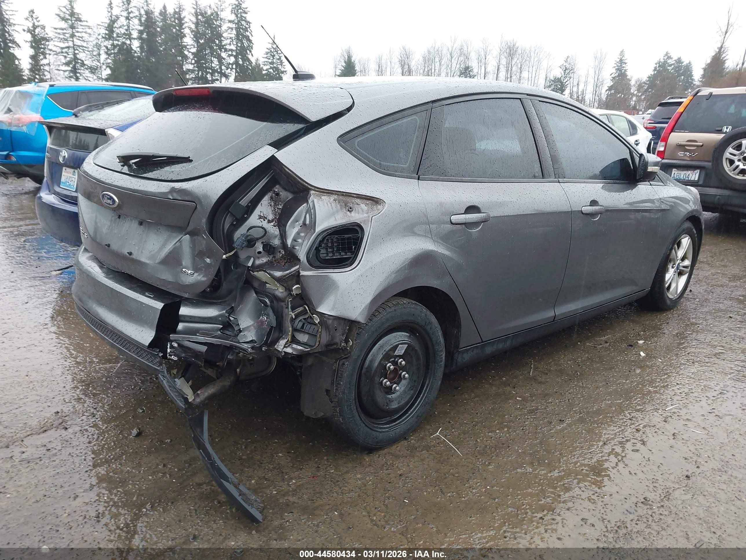 2014 Ford Focus Se Gray vin: 1FADP3K28EL112151