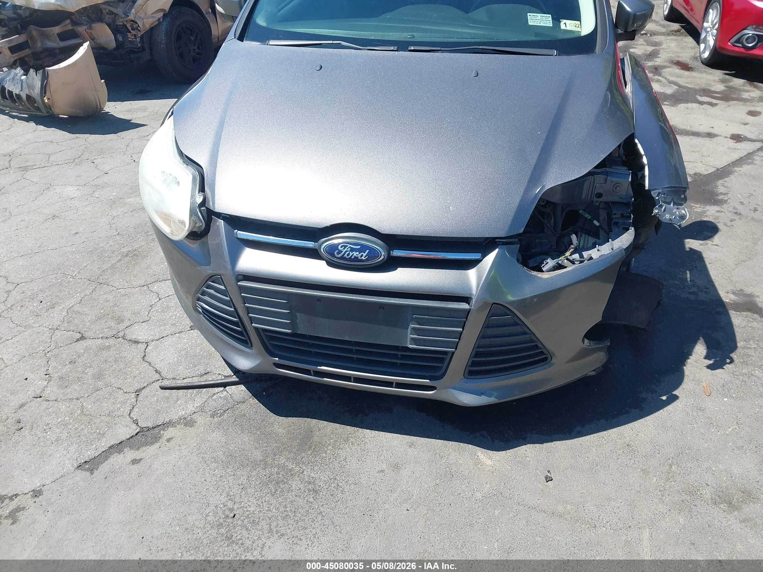 2014 Ford Focus Se Gray vin: 1FADP3K28EL147725