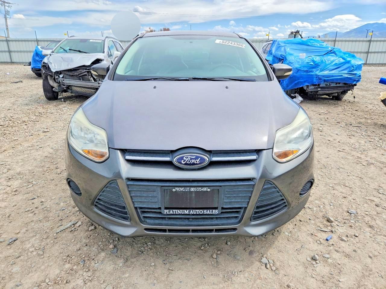 2014 Ford Focus Se Gray vin: 1FADP3K28EL162354