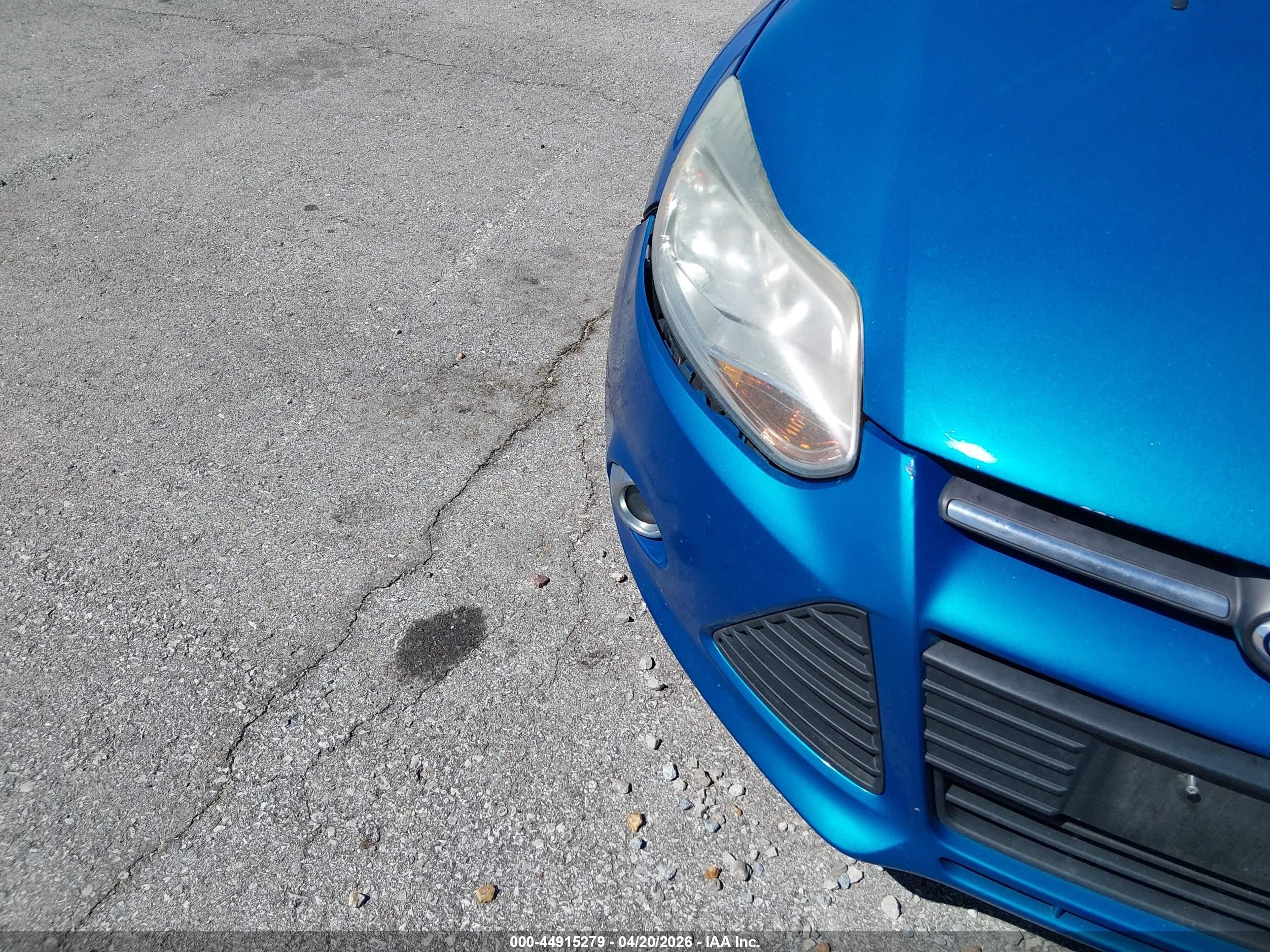 2014 Ford Focus Se Blue vin: 1FADP3K28EL175721