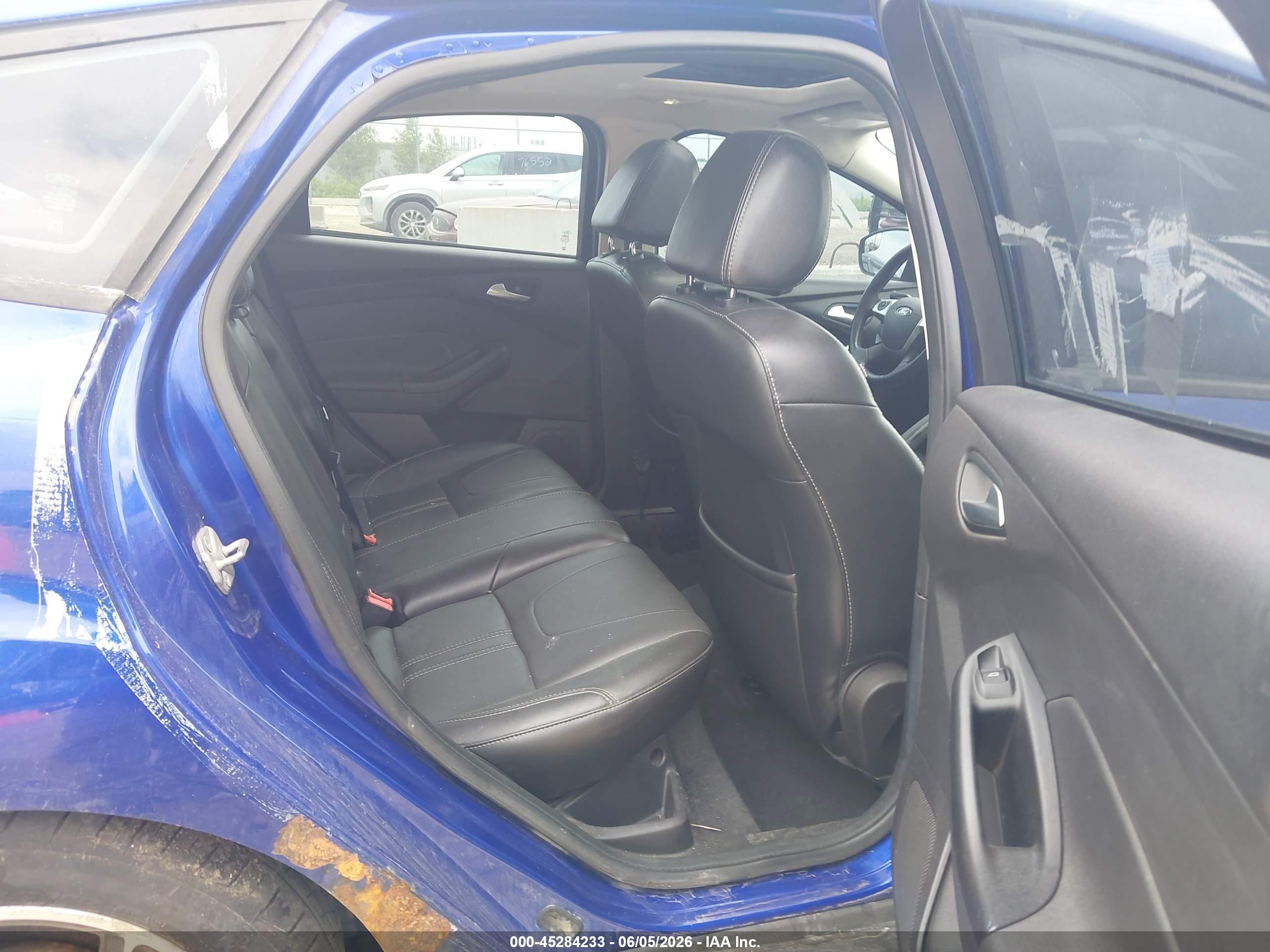 2014 Ford Focus Se Dark Blue vin: 1FADP3K28EL181406
