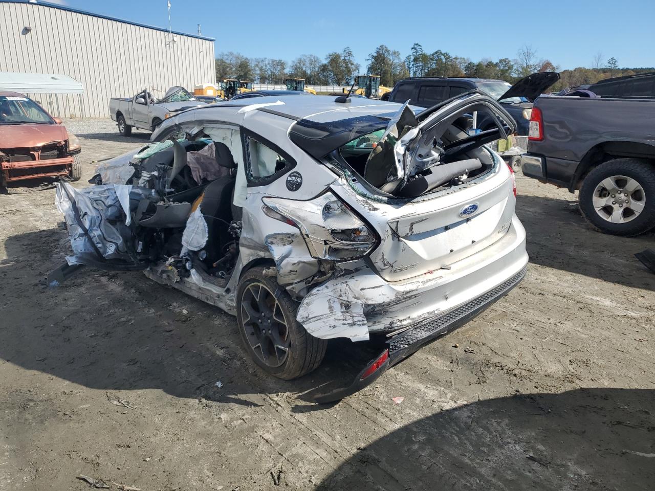 2014 Ford Focus Se Silver vin: 1FADP3K28EL182734
