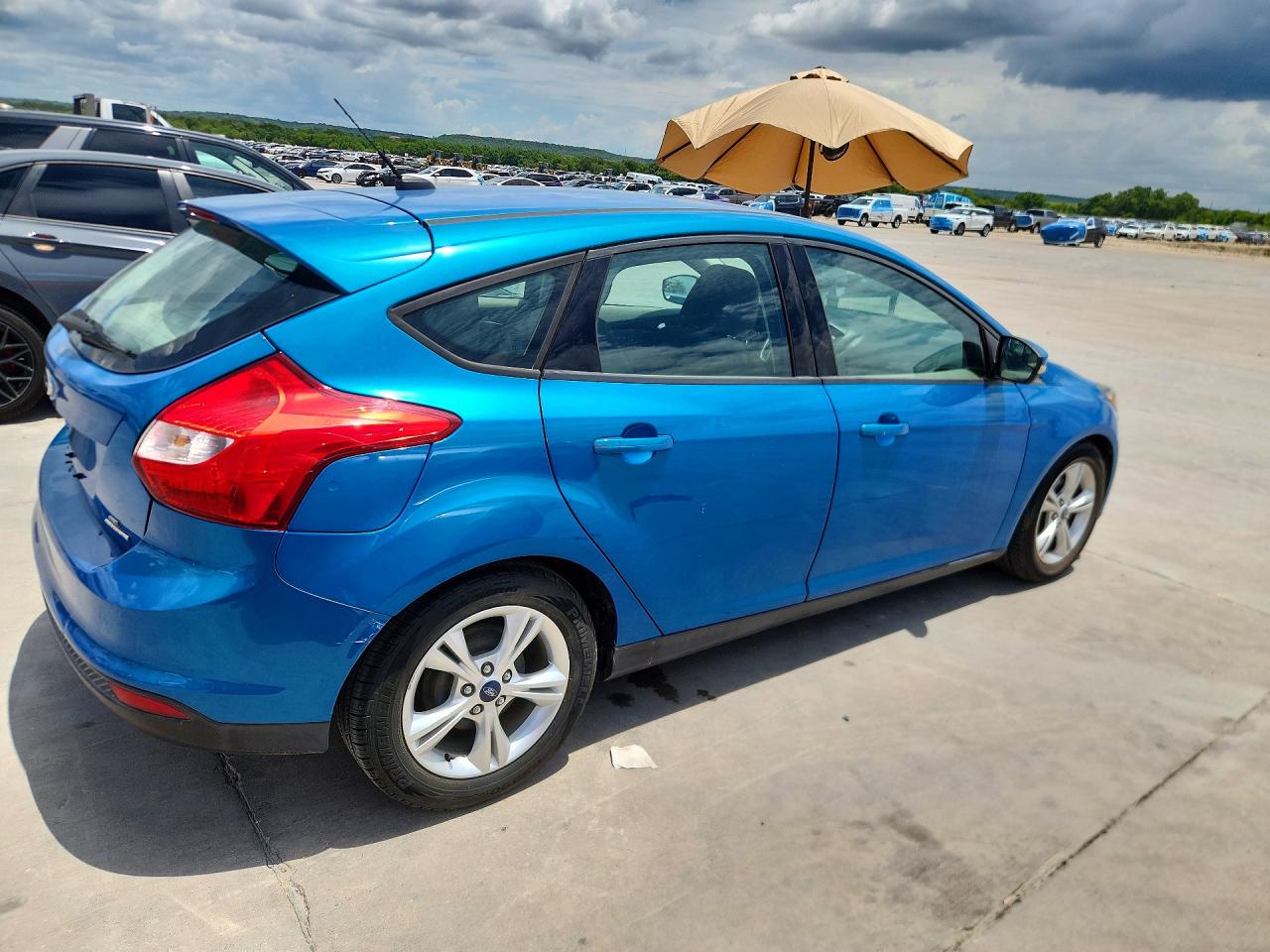 2014 Ford Focus Se Blue vin: 1FADP3K28EL207969