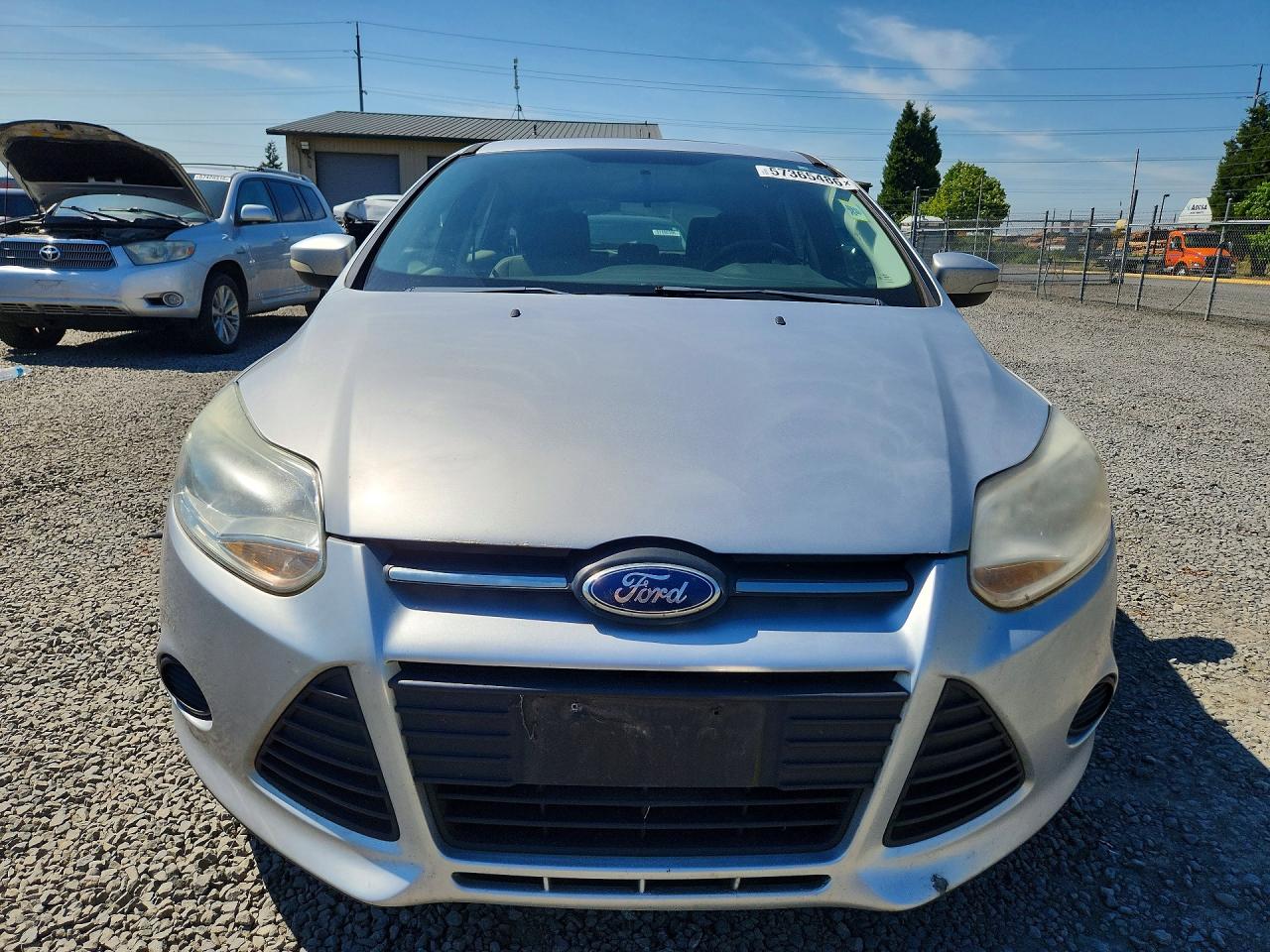2014 Ford Focus Se Silver vin: 1FADP3K28EL265385