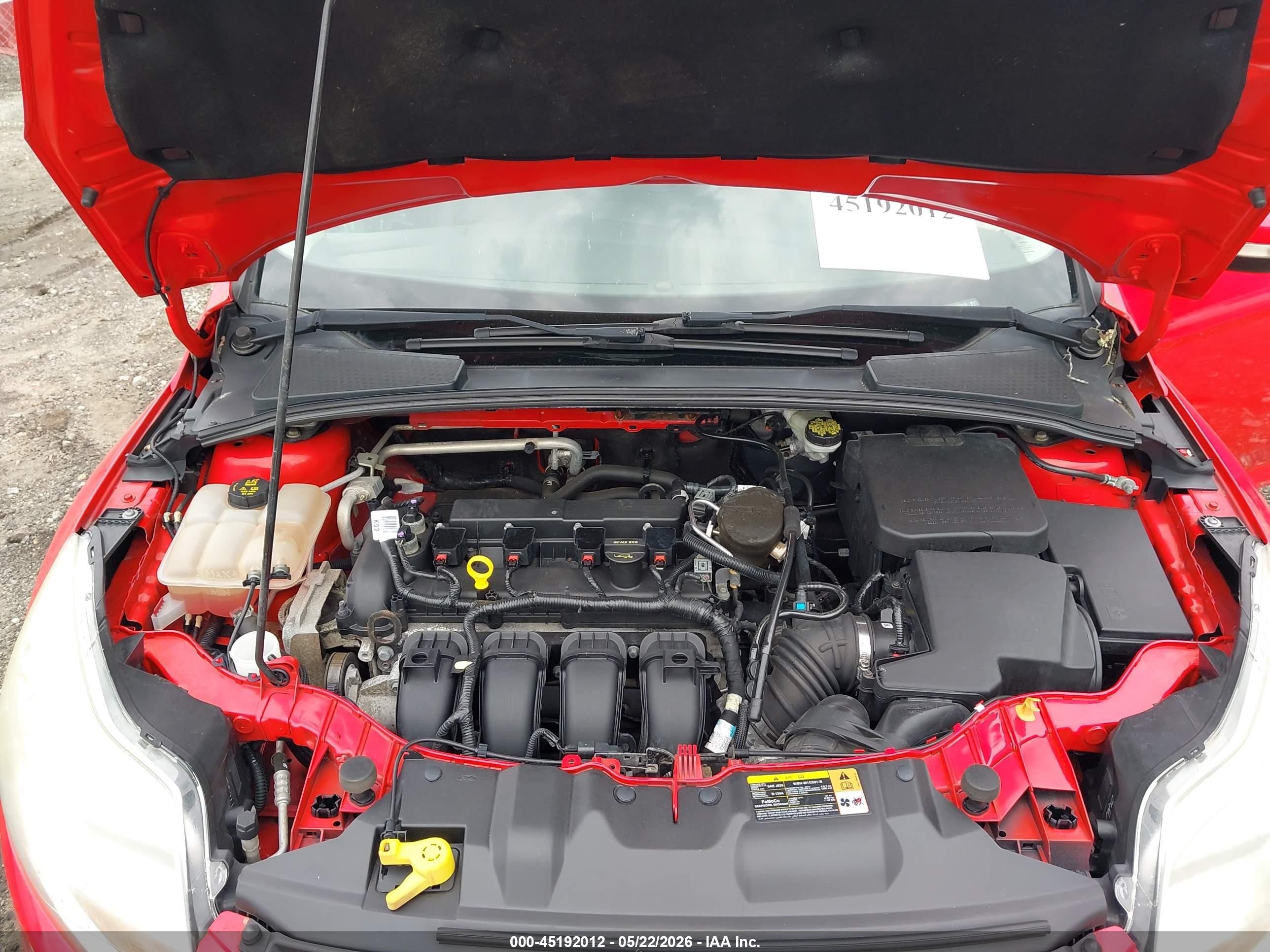 2014 Ford Focus Se Red vin: 1FADP3K28EL269128