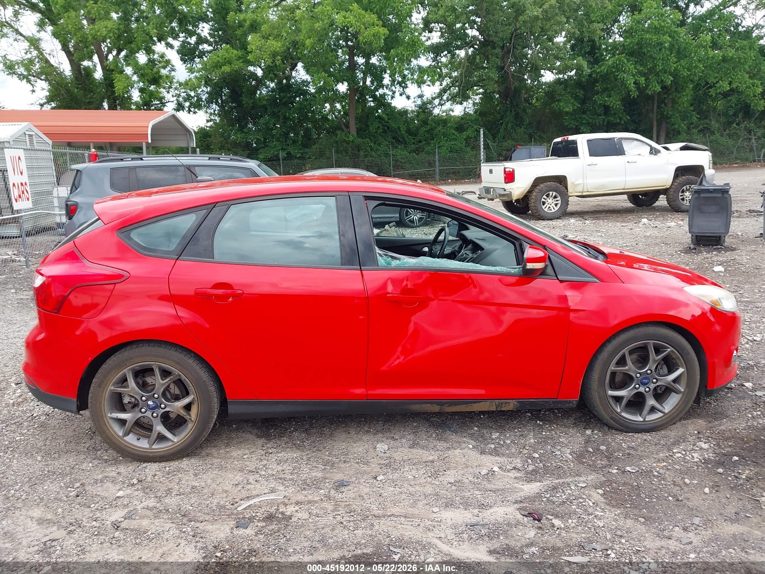 2014 Ford Focus Se Red vin: 1FADP3K28EL269128