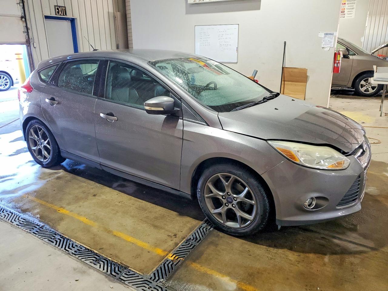 2014 Ford Focus Se Gray vin: 1FADP3K28EL279495