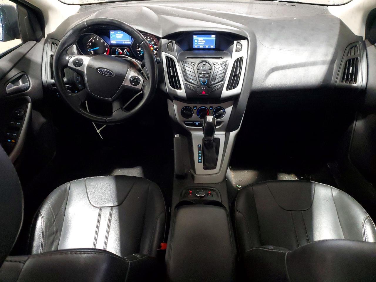 2014 Ford Focus Se Gray vin: 1FADP3K28EL279495