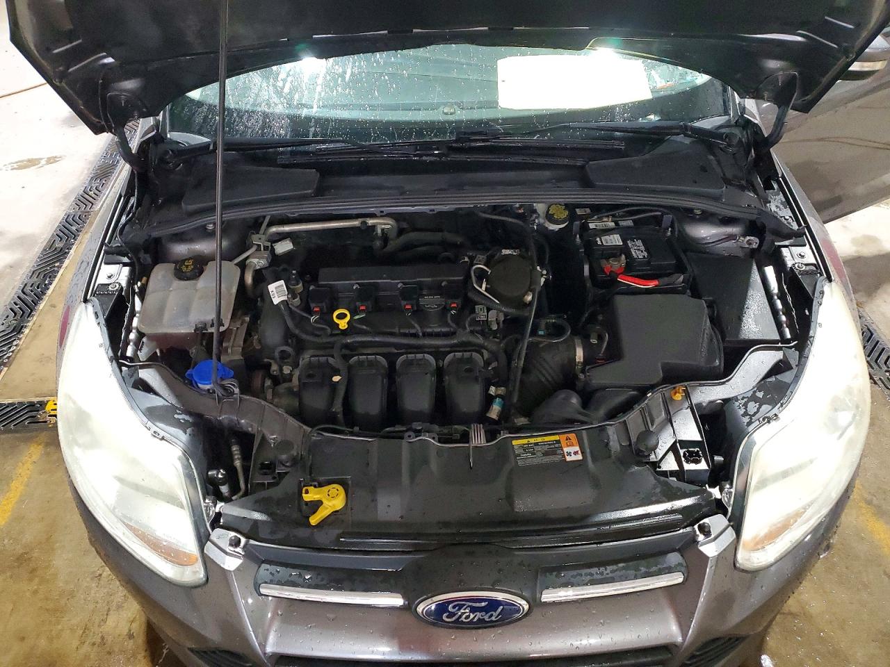 2014 Ford Focus Se Gray vin: 1FADP3K28EL279495