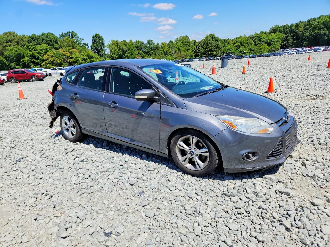 2014 Ford Focus Se Silver vin: 1FADP3K28EL288486