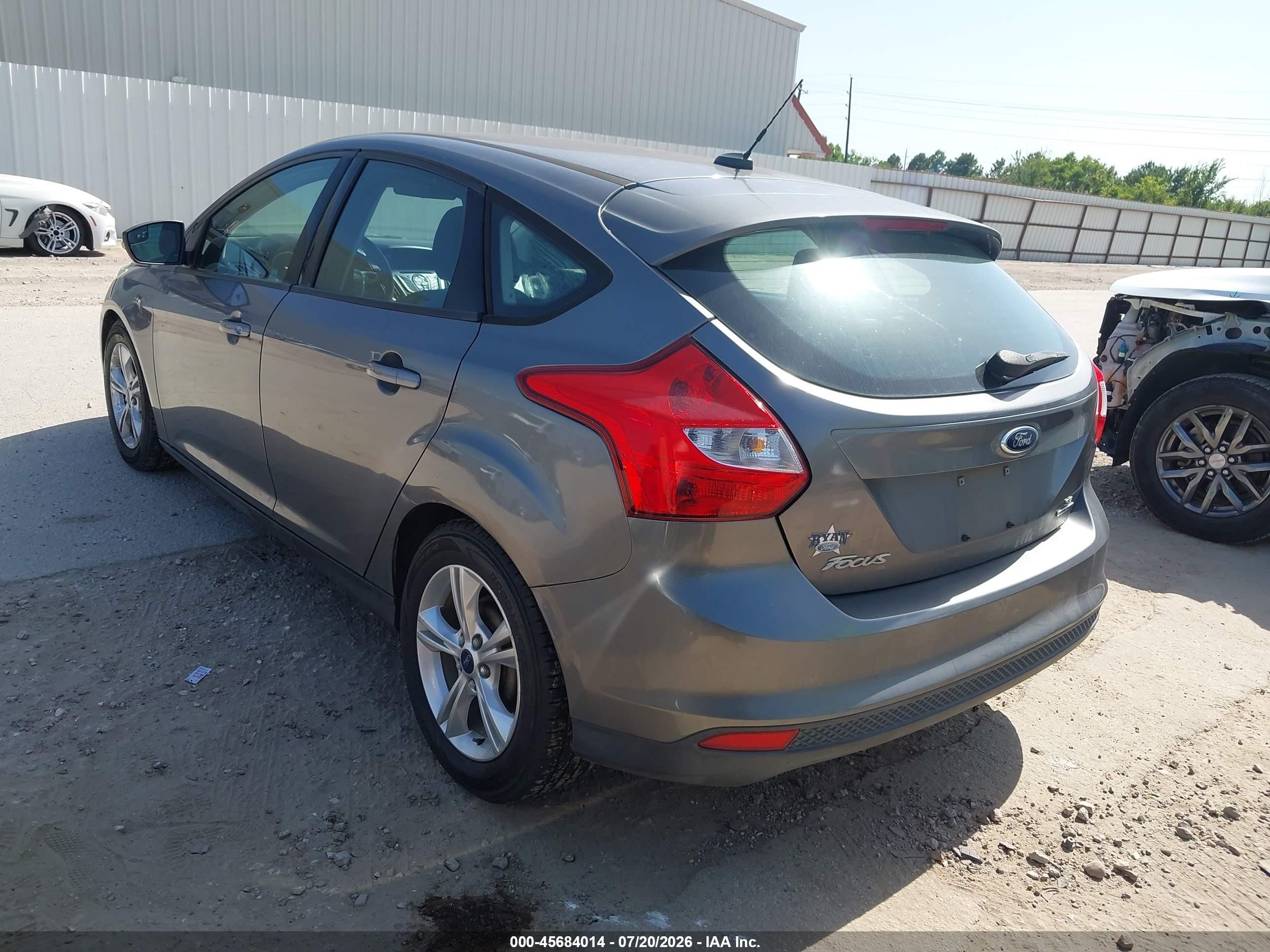 2014 Ford Focus Se Gray vin: 1FADP3K28EL299732